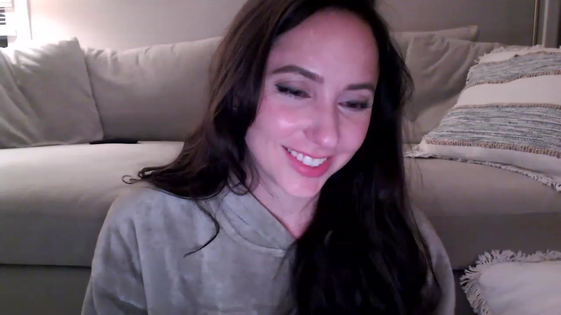 Gallery image thumbnail from Lust_4_Life's myfreecams stream on, 03/29/2023, 01:26 image 3 of 20