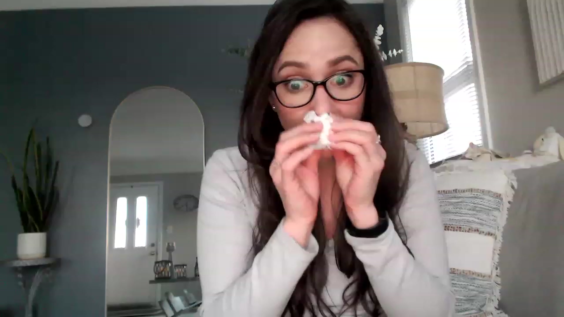 Gallery image thumbnail from Lust_4_Life's myfreecams stream on, 04/13/2023, 24:00 image 16 of 20
