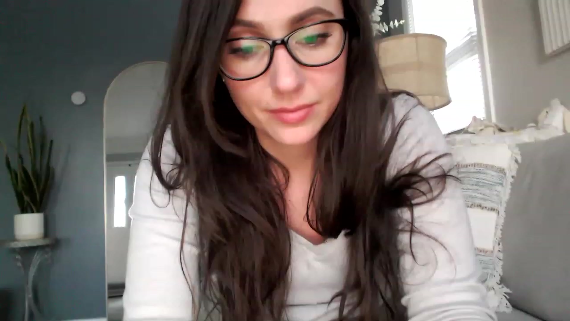 Gallery image thumbnail from Lust_4_Life's myfreecams stream on, 04/13/2023, 24:00 image 11 of 20