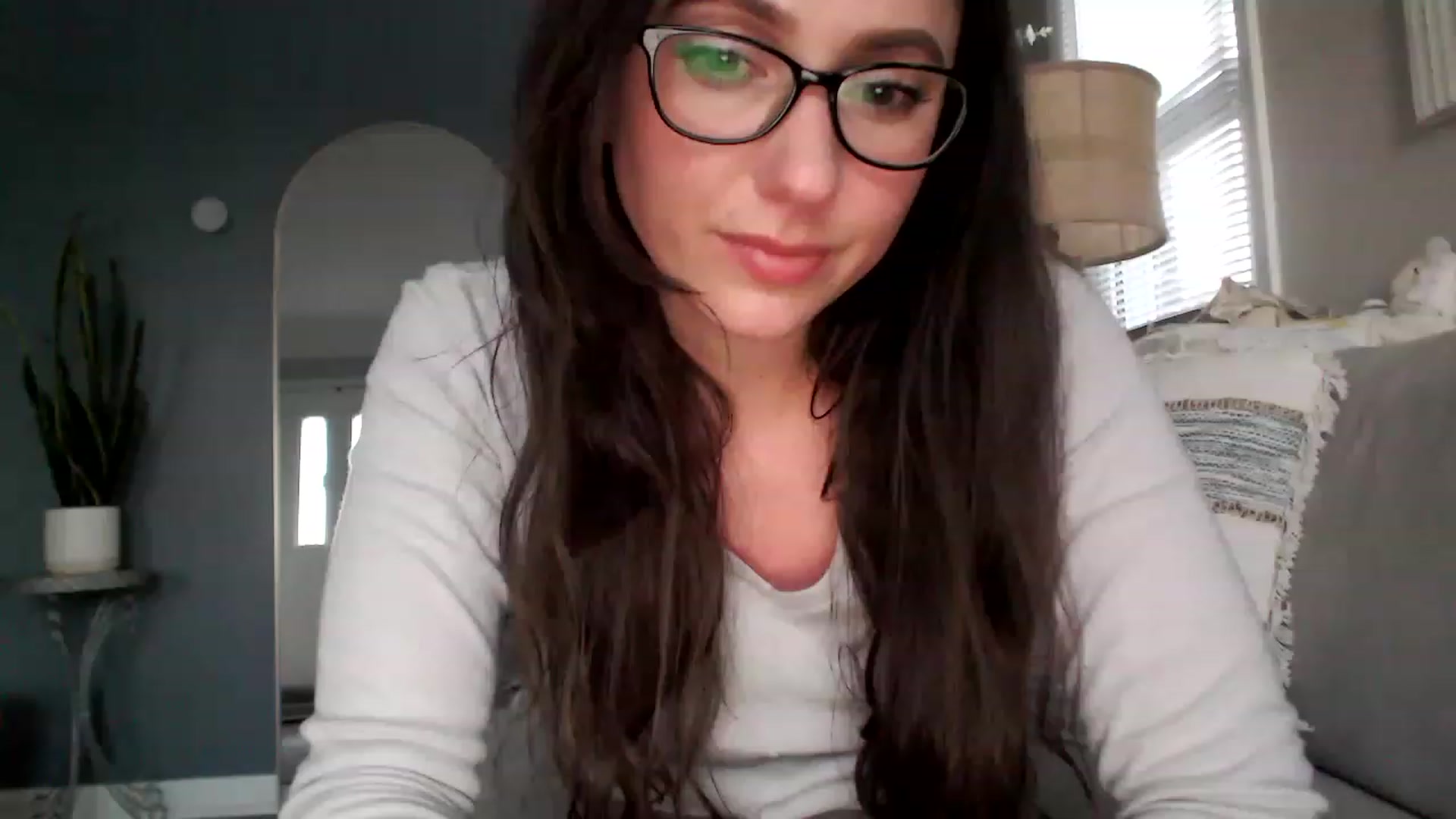 Gallery image thumbnail from Lust_4_Life's myfreecams stream on, 04/13/2023, 24:00 image 20 of 20