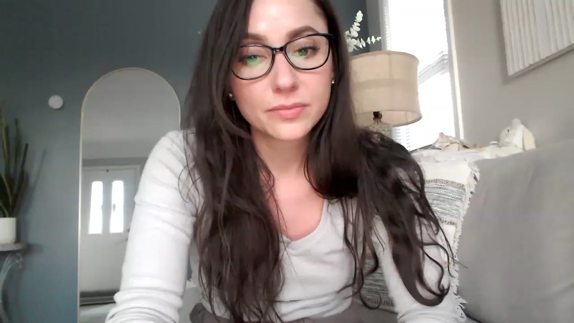 Gallery image thumbnail from Lust_4_Life's myfreecams stream on, 04/13/2023, 24:00 image 6 of 20