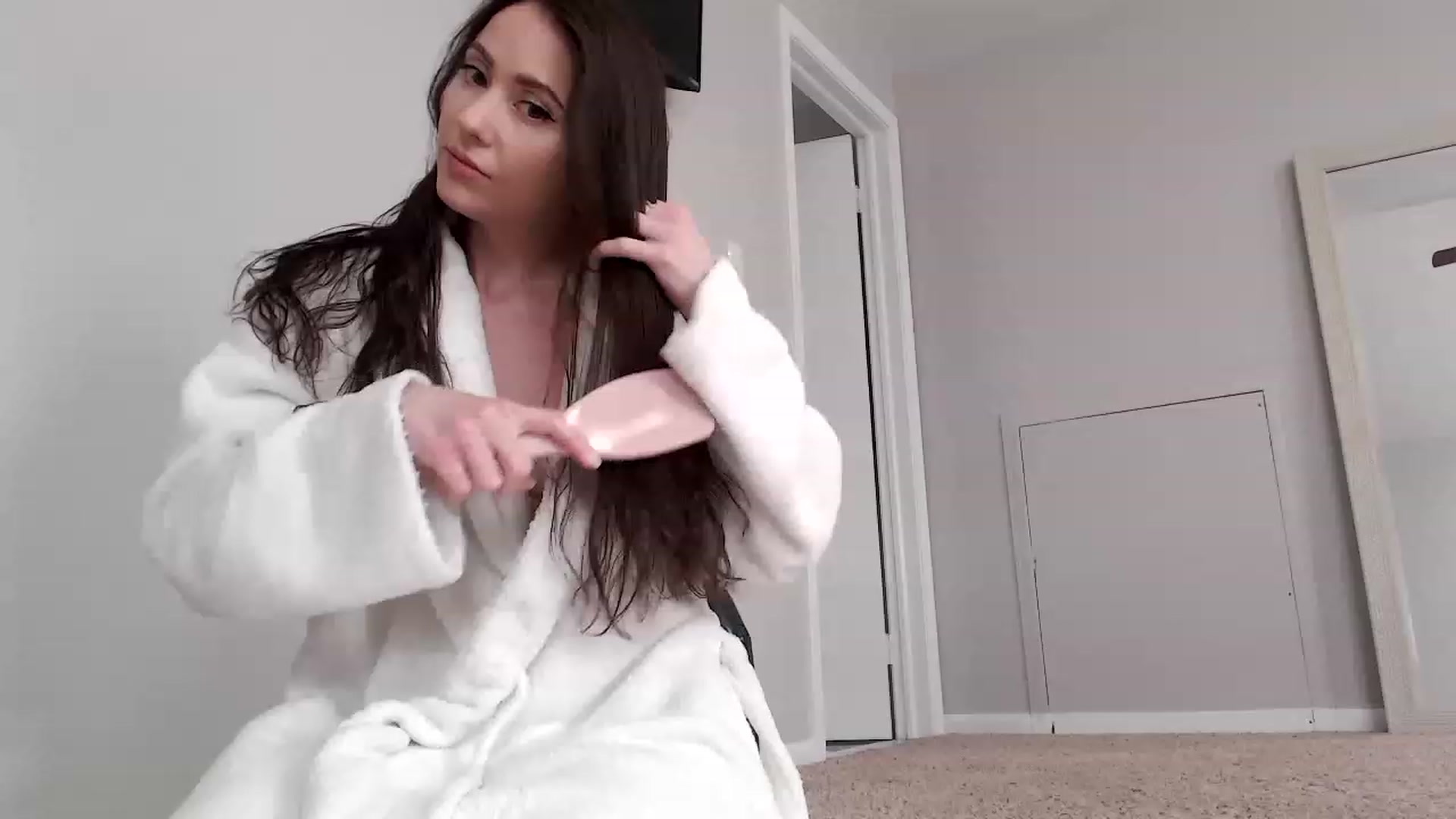 Gallery image thumbnail from Lust_4_Life's myfreecams stream on, 04/15/2023, 15:14 image 1 of 20
