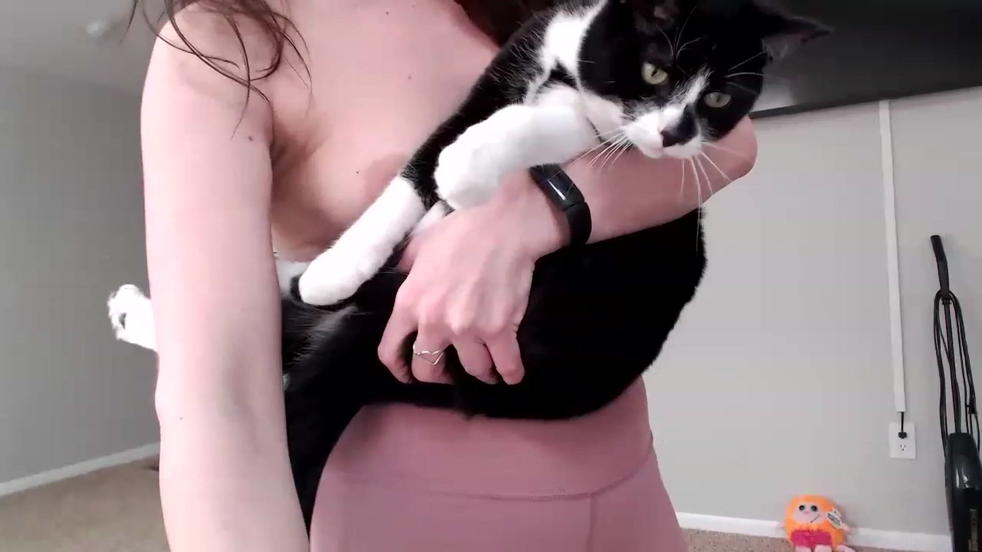 Gallery image thumbnail from Lust_4_Life's myfreecams stream on, 04/15/2023, 15:14 image 15 of 20