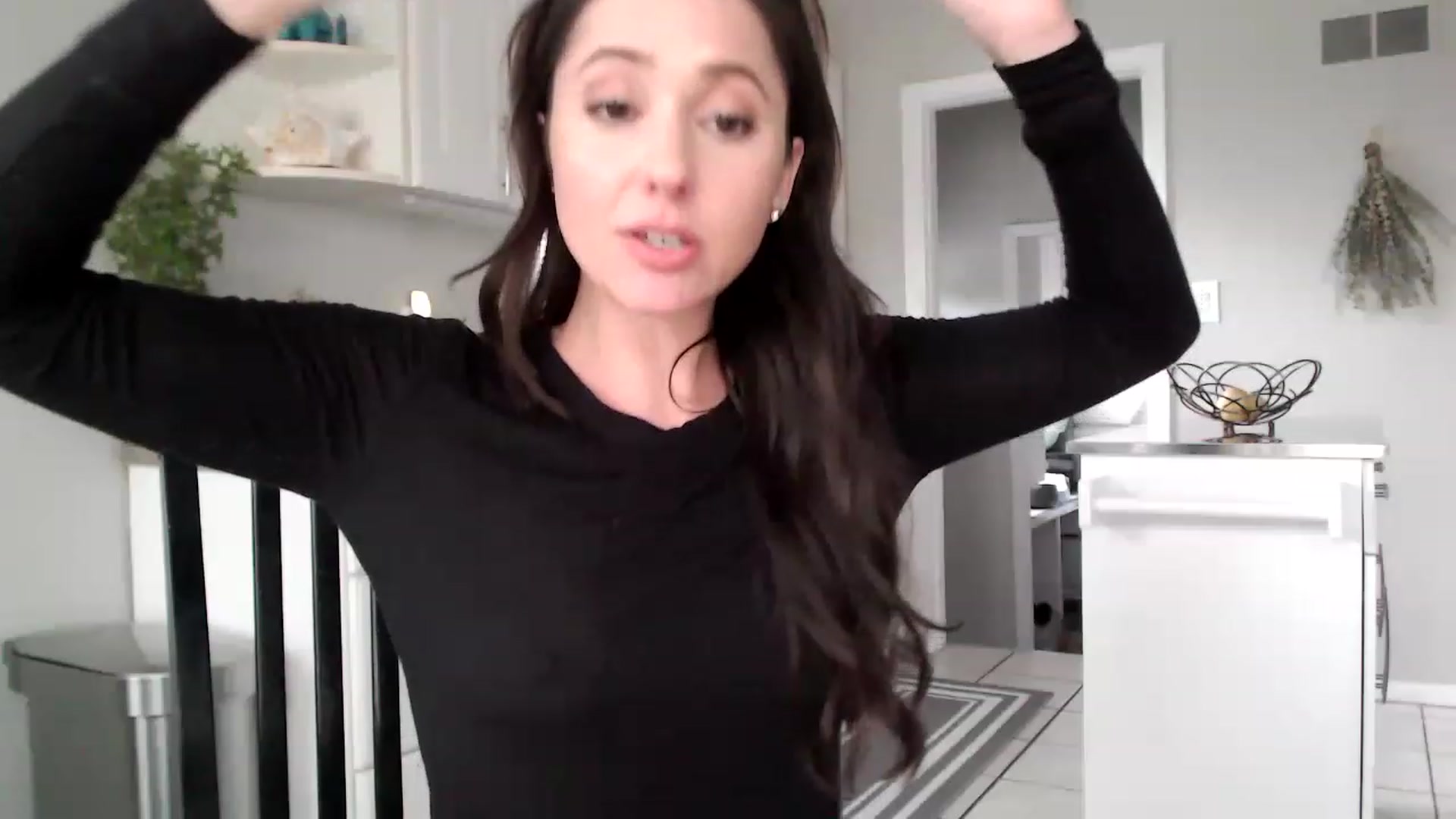 Gallery image thumbnail from Lust_4_Life's myfreecams stream on, 04/18/2023, 23:20 image 15 of 20