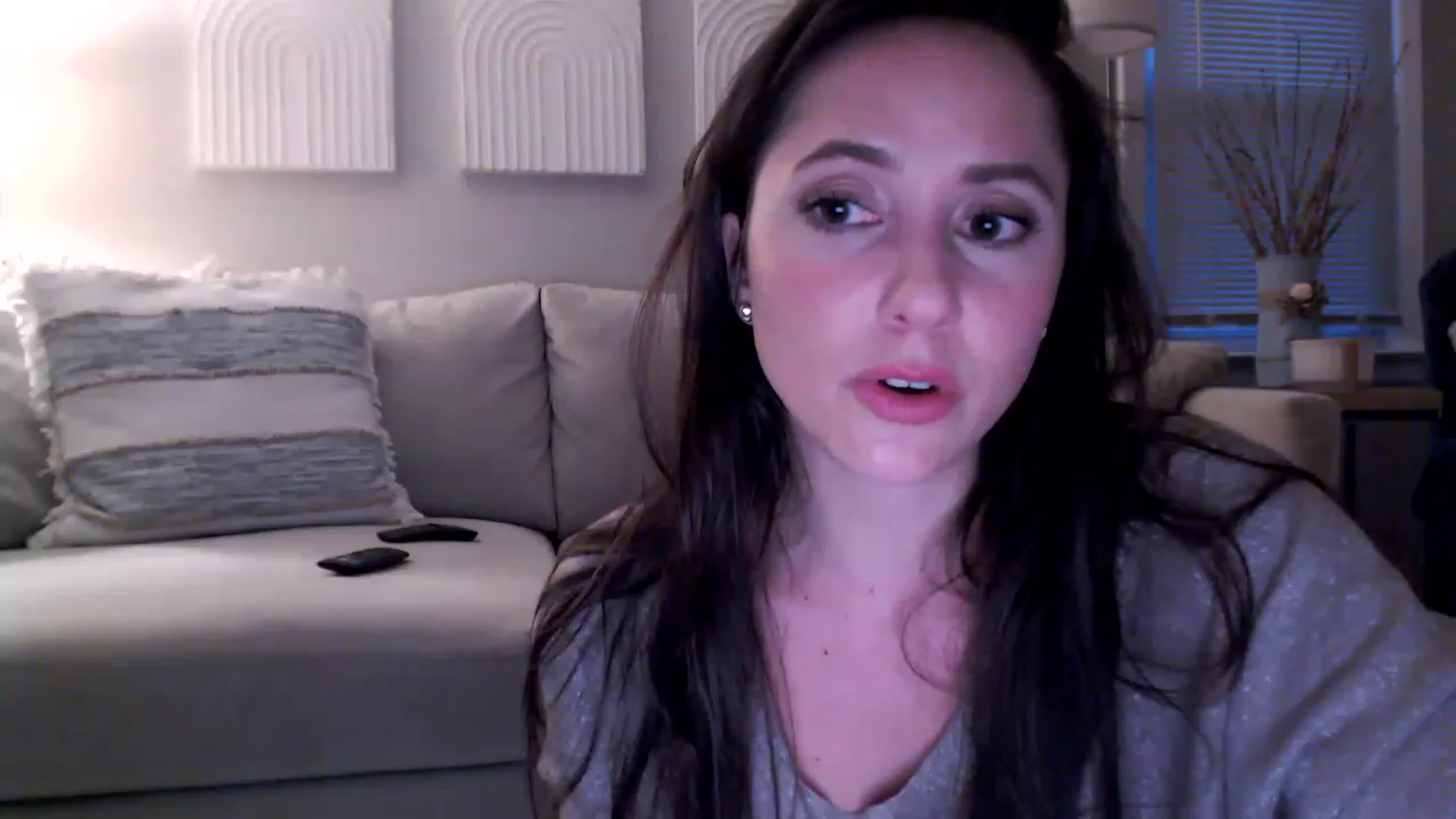 Gallery image thumbnail from Lust_4_Life's myfreecams stream on, 04/22/2023, 01:20 image 11 of 20