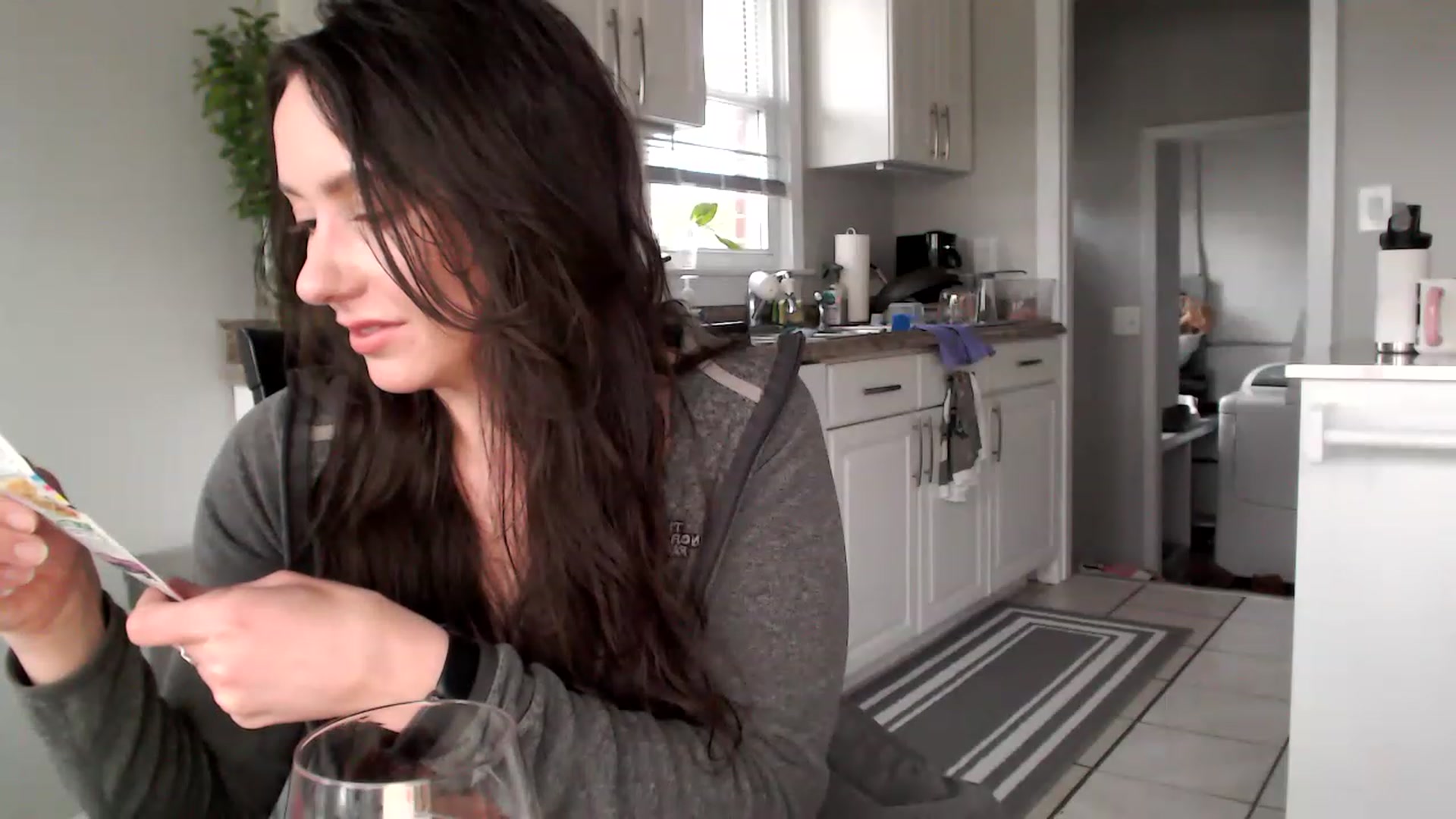 Gallery image thumbnail from Lust_4_Life's myfreecams stream on, 04/24/2023, 24:06 image 12 of 20