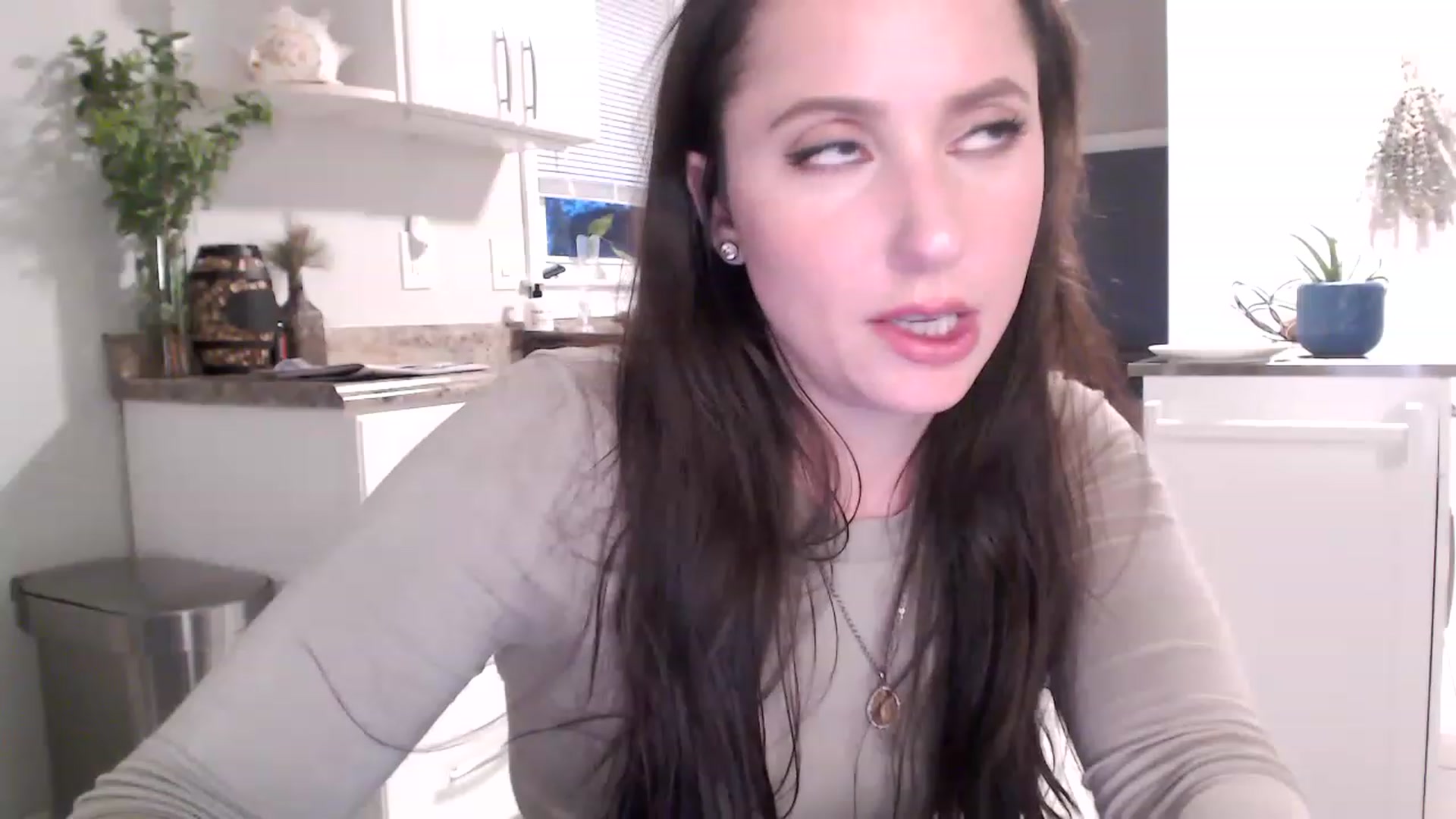 Gallery image thumbnail from Lust_4_Life's myfreecams stream on, 04/26/2023, 24:41 image 20 of 20