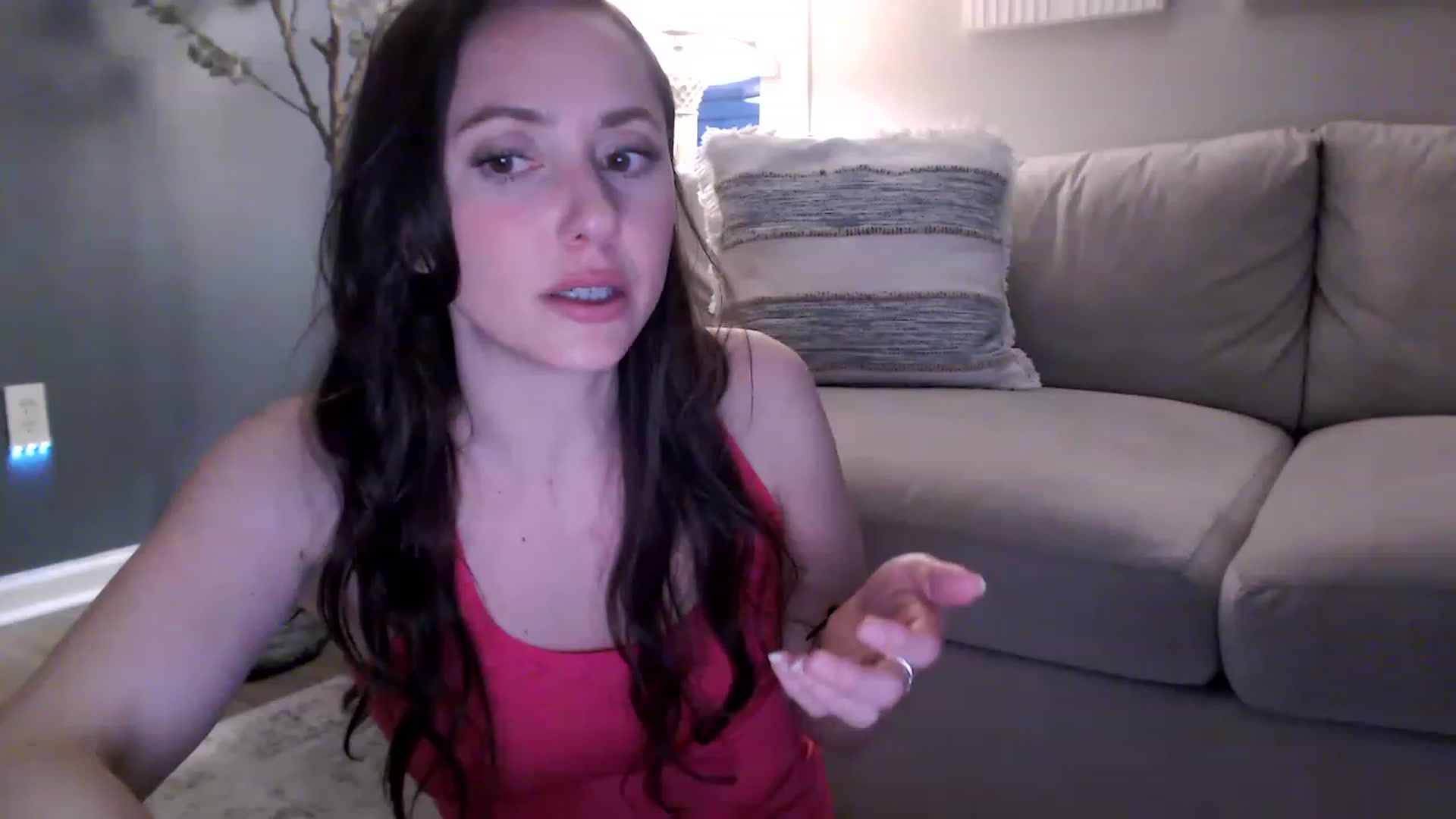 Gallery image thumbnail from Lust_4_Life's myfreecams stream on, 05/06/2023, 01:14 image 9 of 20