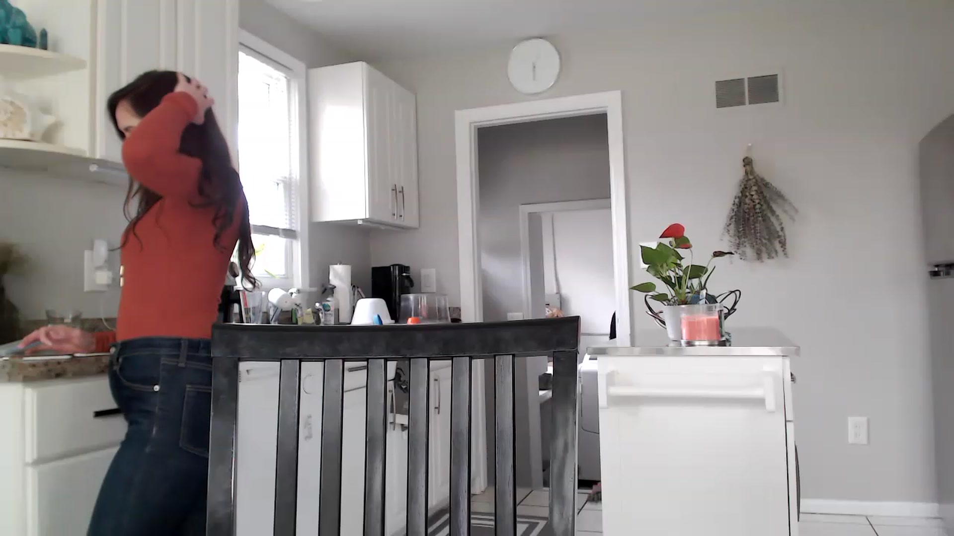 Gallery image thumbnail from Lust_4_Life's myfreecams stream on, 05/06/2023, 22:07 image 18 of 20