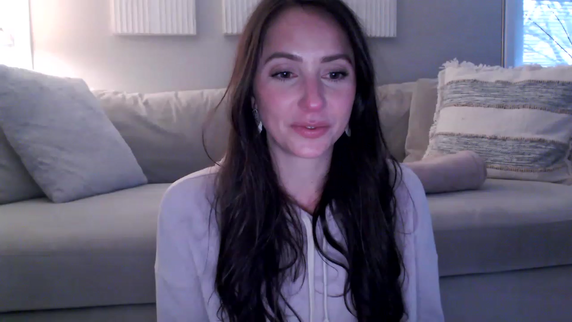 Gallery image thumbnail from Lust_4_Life's myfreecams stream on, 05/10/2023, 24:43 image 15 of 20