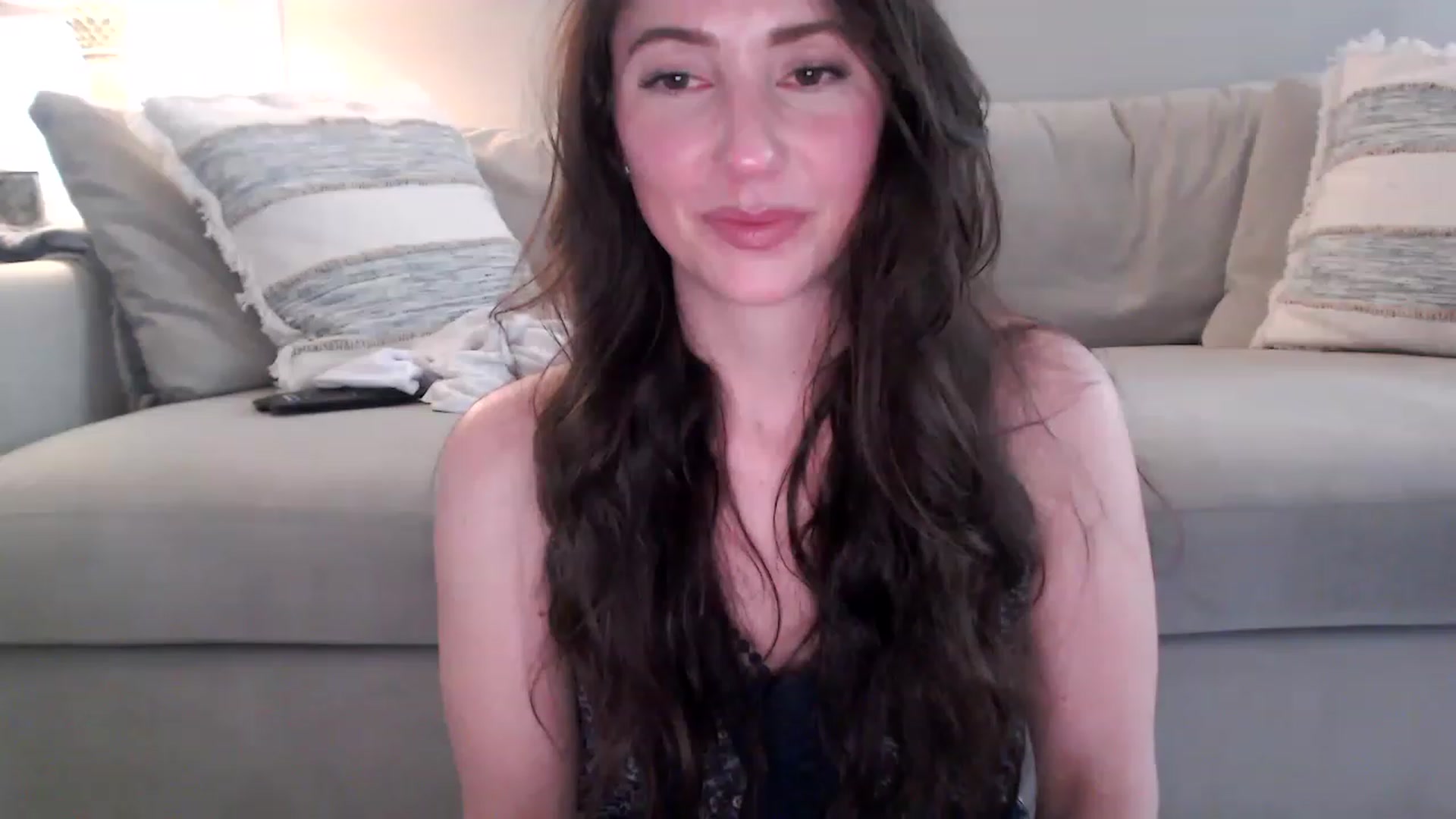 Gallery image thumbnail from Lust_4_Life's myfreecams stream on, 05/13/2023, 24:02 image 2 of 20