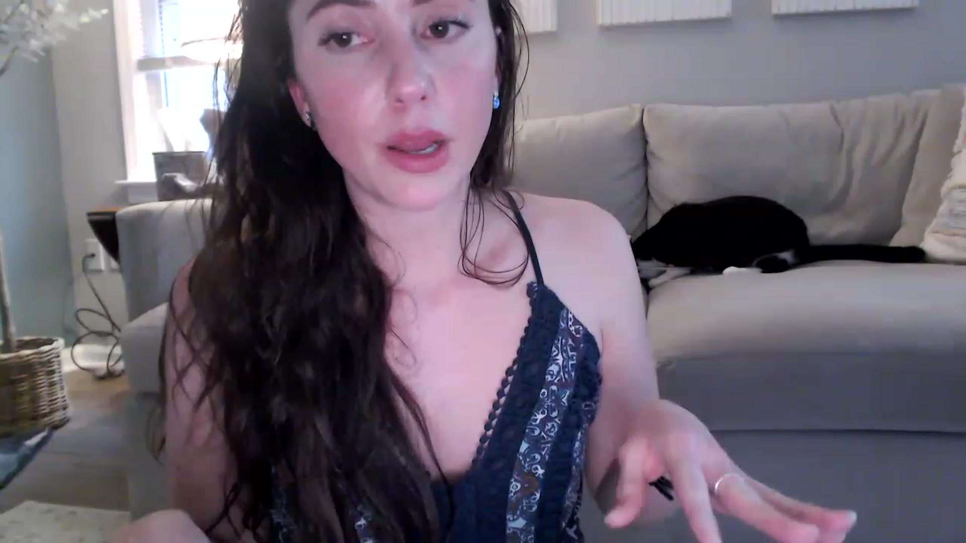 Gallery image thumbnail from Lust_4_Life's myfreecams stream on, 05/13/2023, 24:02 image 18 of 20