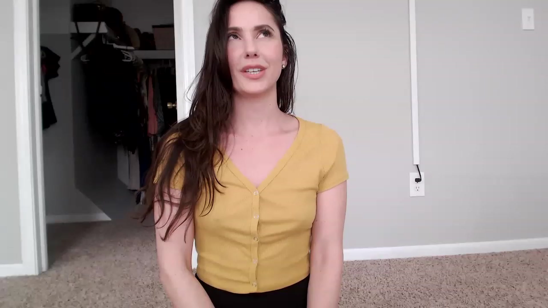 Gallery image thumbnail from Lust_4_Life's myfreecams stream on, 05/14/2023, 22:02 image 7 of 20
