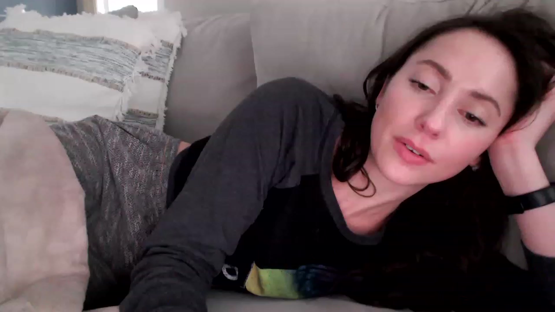 Gallery image thumbnail from Lust_4_Life's myfreecams stream on, 05/17/2023, 24:01 image 12 of 20