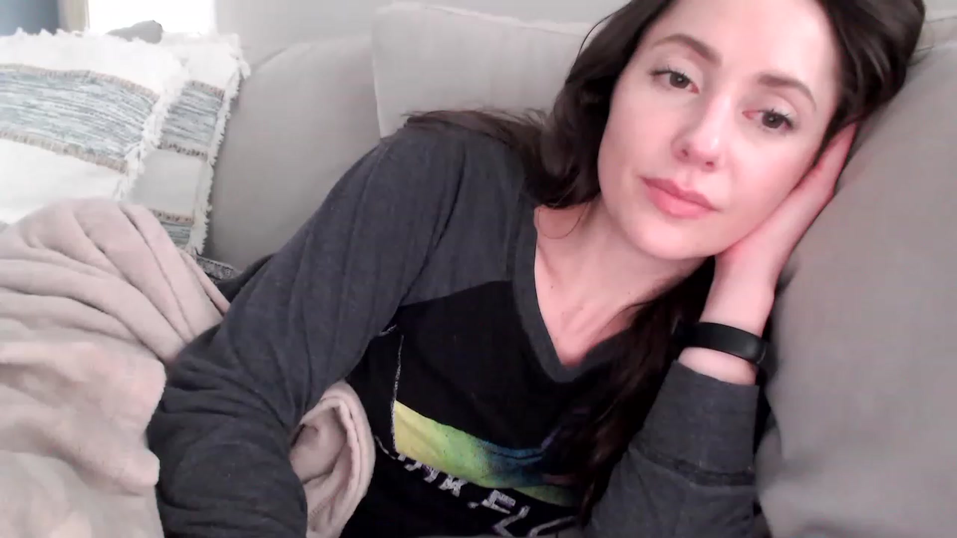 Gallery image thumbnail from Lust_4_Life's myfreecams stream on, 05/17/2023, 24:01 image 3 of 20