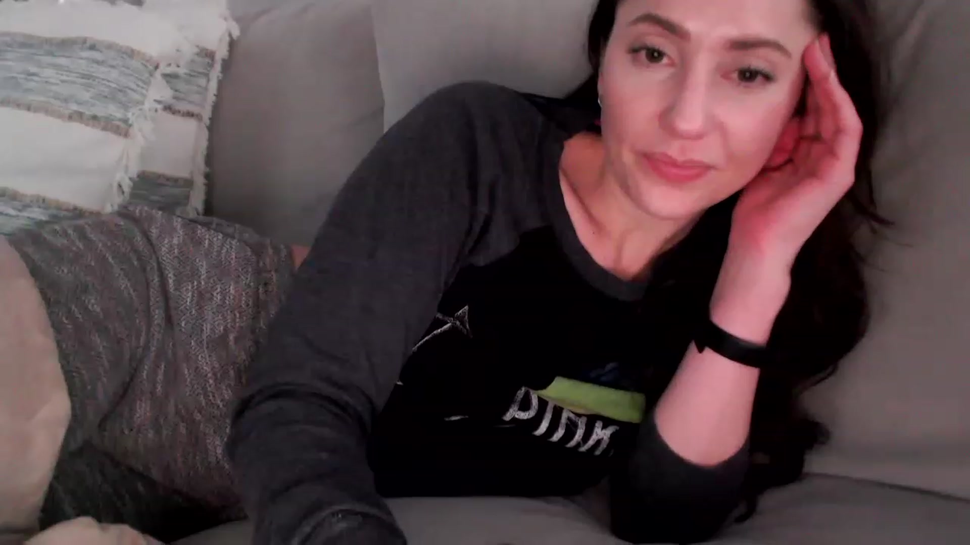 Gallery image thumbnail from Lust_4_Life's myfreecams stream on, 05/17/2023, 24:01 image 18 of 20