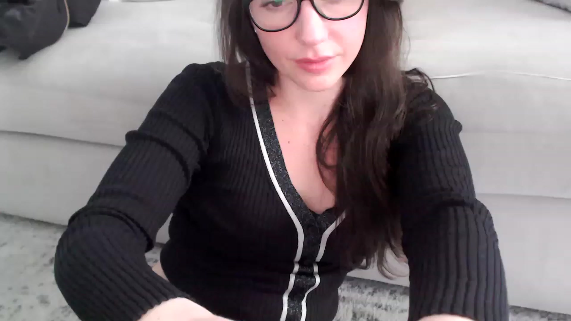 Gallery image thumbnail from Lust_4_Life's myfreecams stream on, 05/17/2023, 22:50 image 10 of 20
