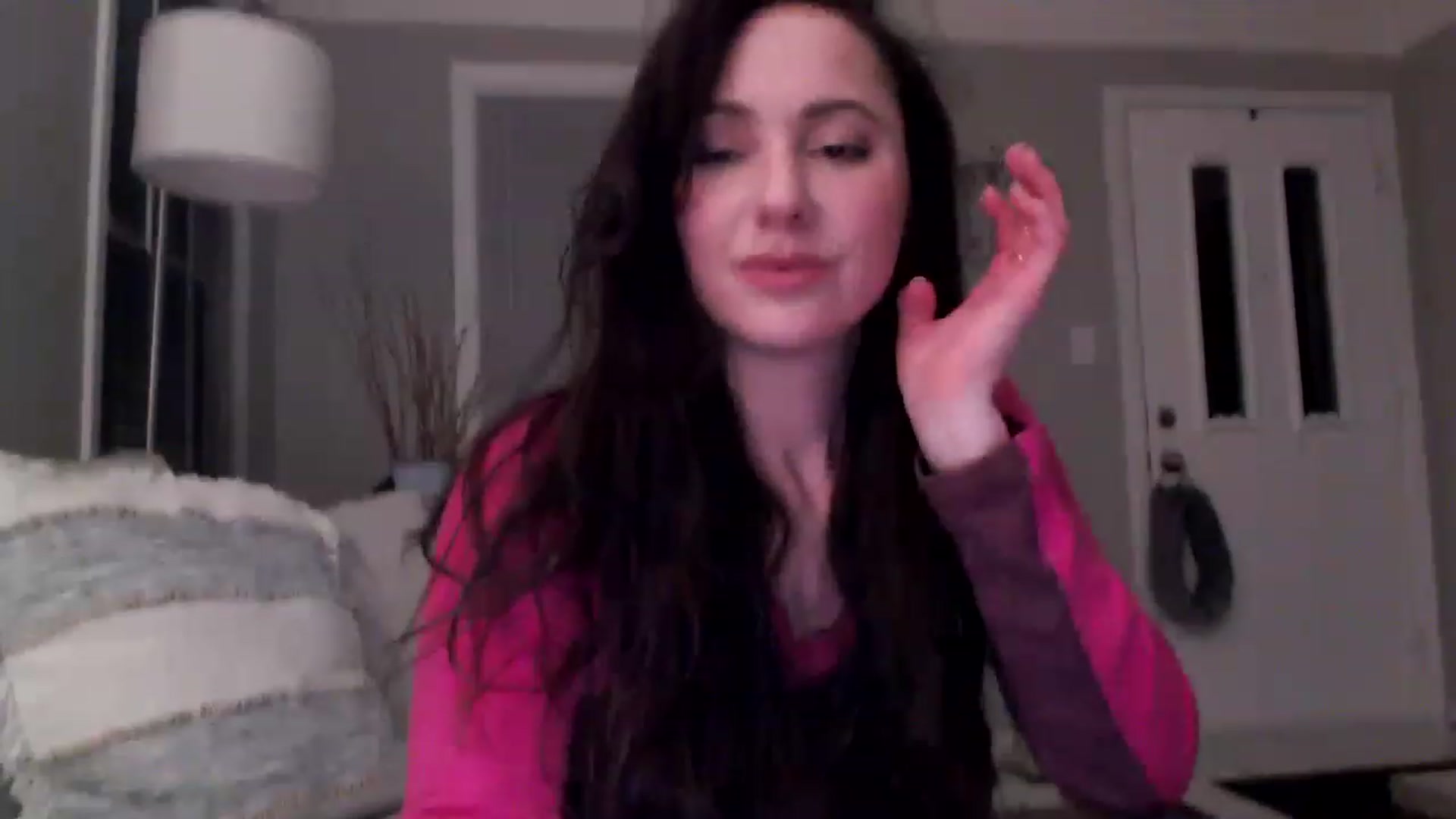 Gallery image thumbnail from Lust_4_Life's myfreecams stream on, 05/19/2023, 02:06 image 9 of 20