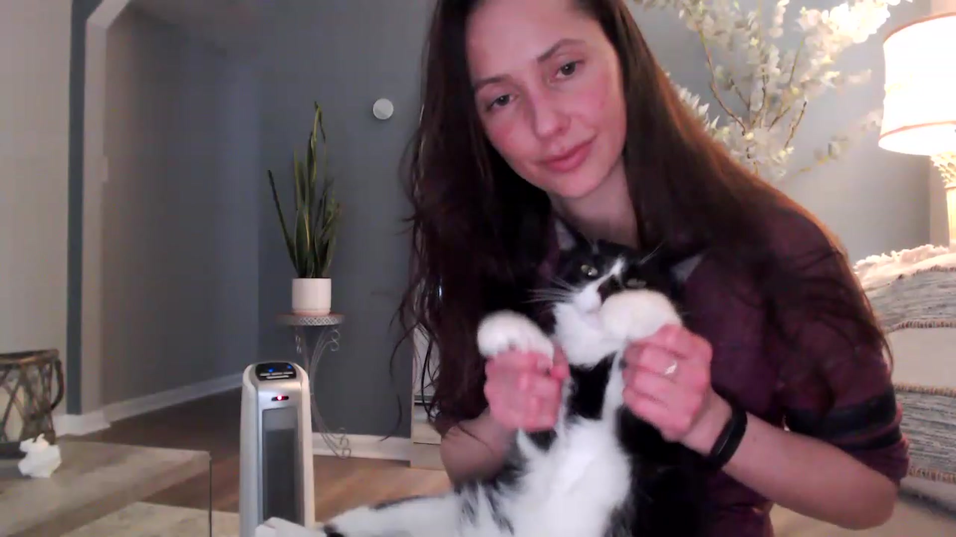 Gallery image thumbnail from Lust_4_Life's myfreecams stream on, 05/21/2023, 24:03 image 18 of 20