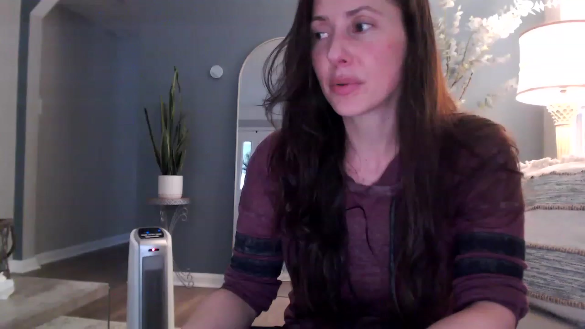 Gallery image thumbnail from Lust_4_Life's myfreecams stream on, 05/21/2023, 24:03 image 19 of 20