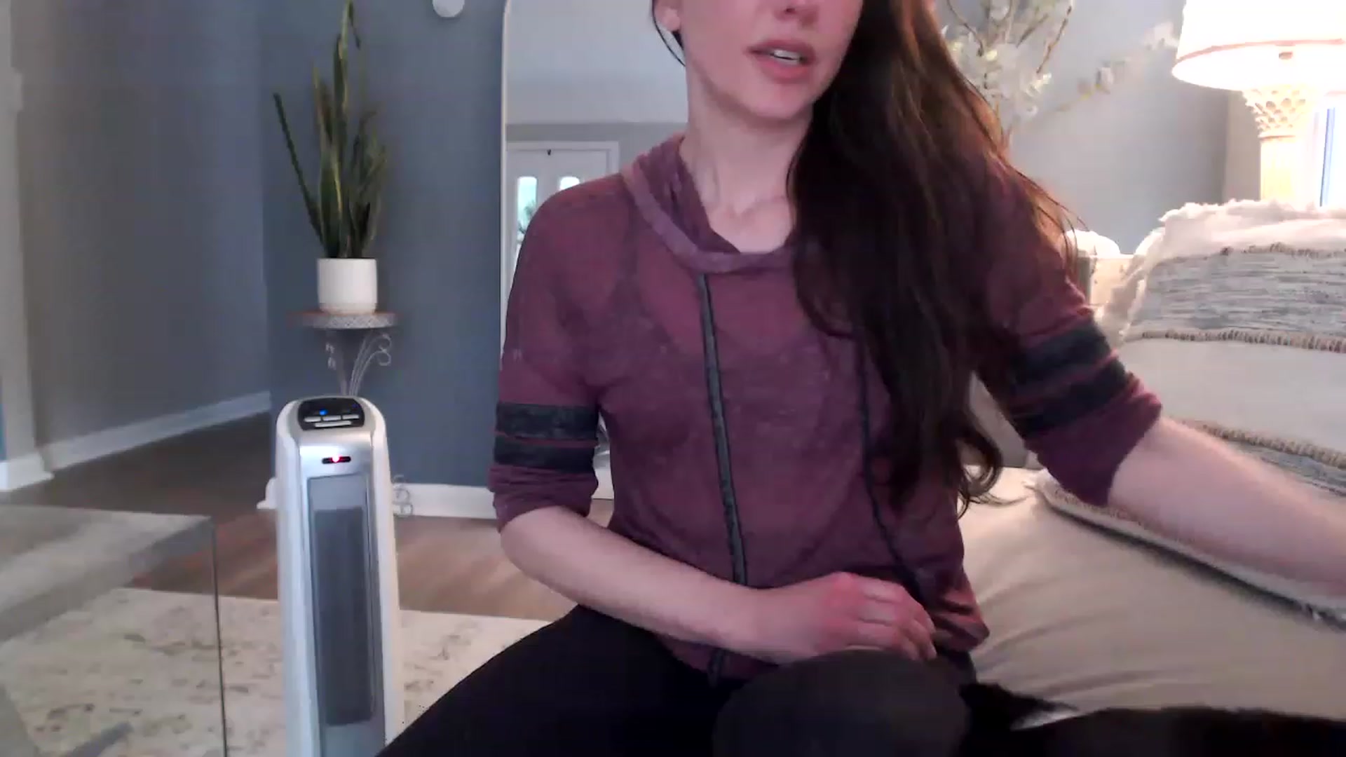 Gallery image thumbnail from Lust_4_Life's myfreecams stream on, 05/21/2023, 24:03 image 14 of 20