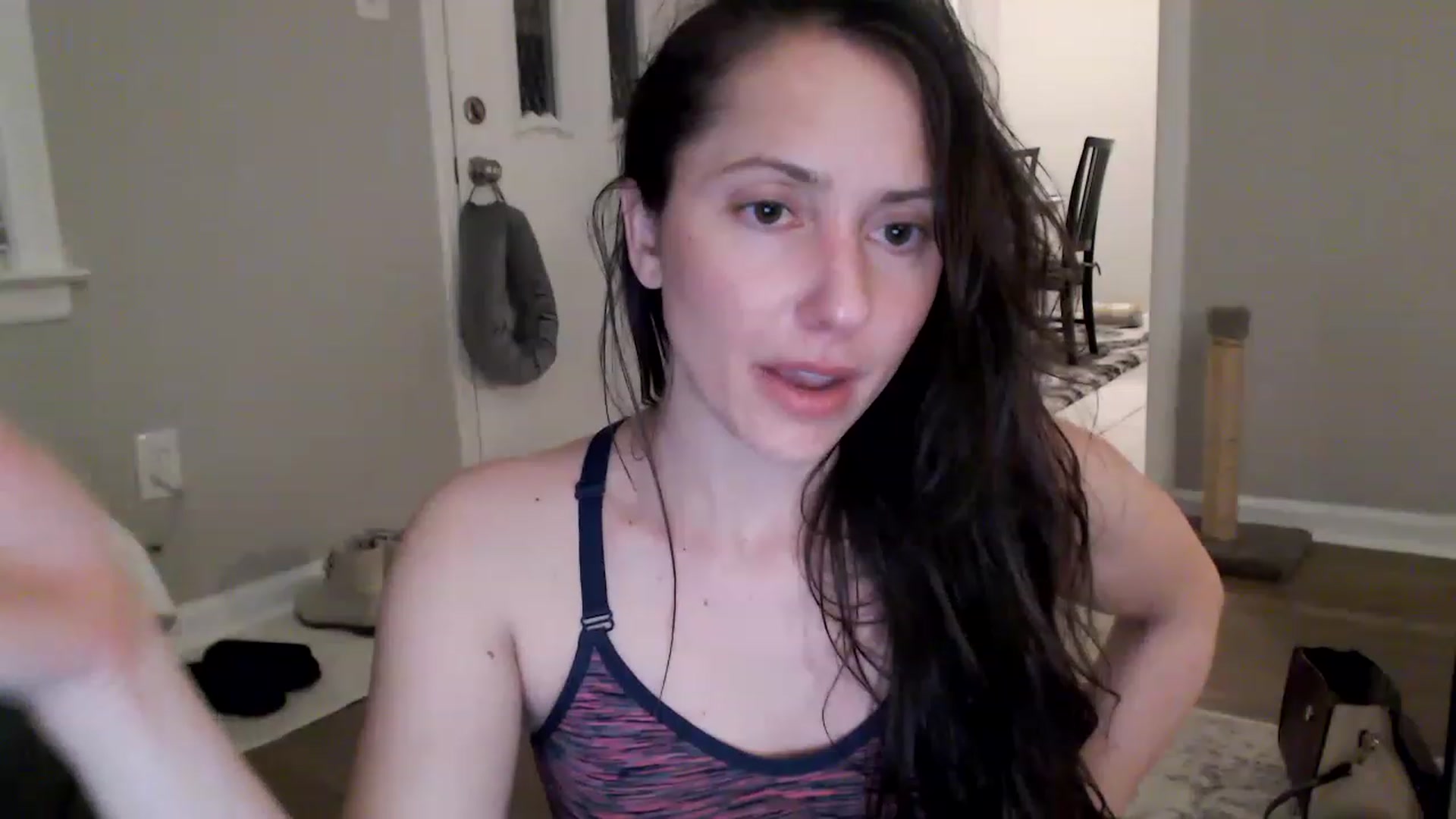 Gallery image thumbnail from Lust_4_Life's myfreecams stream on, 05/21/2023, 02:43 image 10 of 20