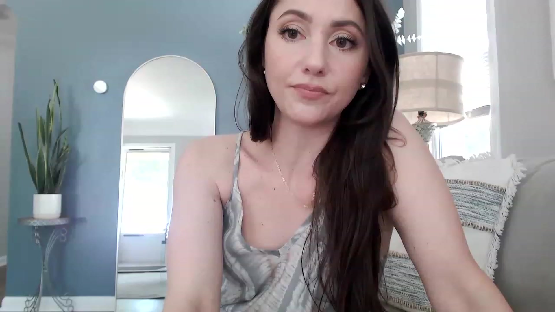 Gallery image thumbnail from Lust_4_Life's myfreecams stream on, 05/27/2023, 16:39 image 20 of 20
