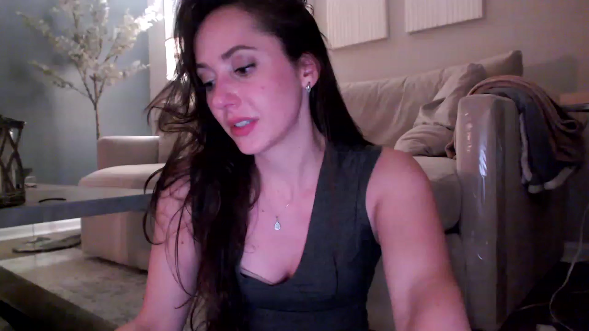 Gallery image thumbnail from Lust_4_Life's myfreecams stream on, 06/01/2023, 01:48 image 20 of 20