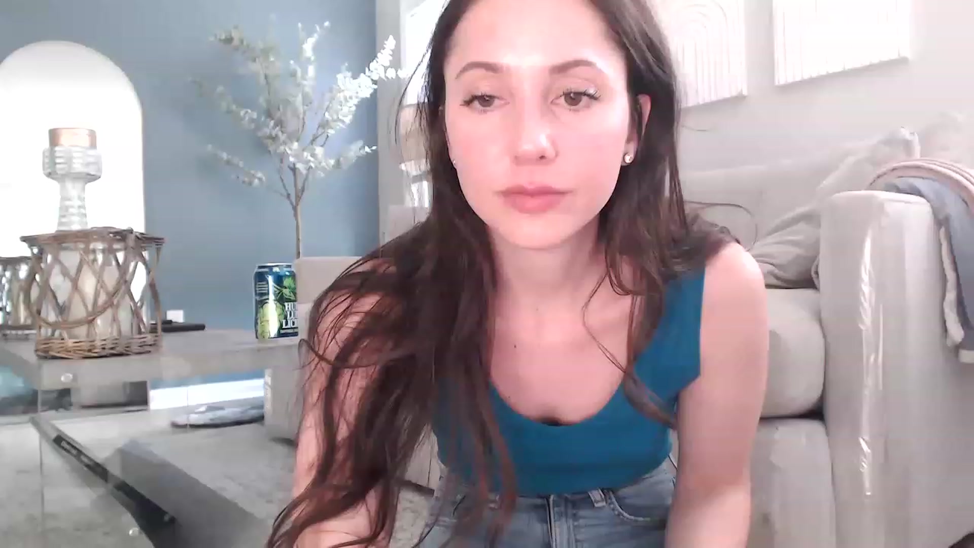 Gallery image thumbnail from Lust_4_Life's myfreecams stream on, 06/02/2023, 23:25 image 12 of 20