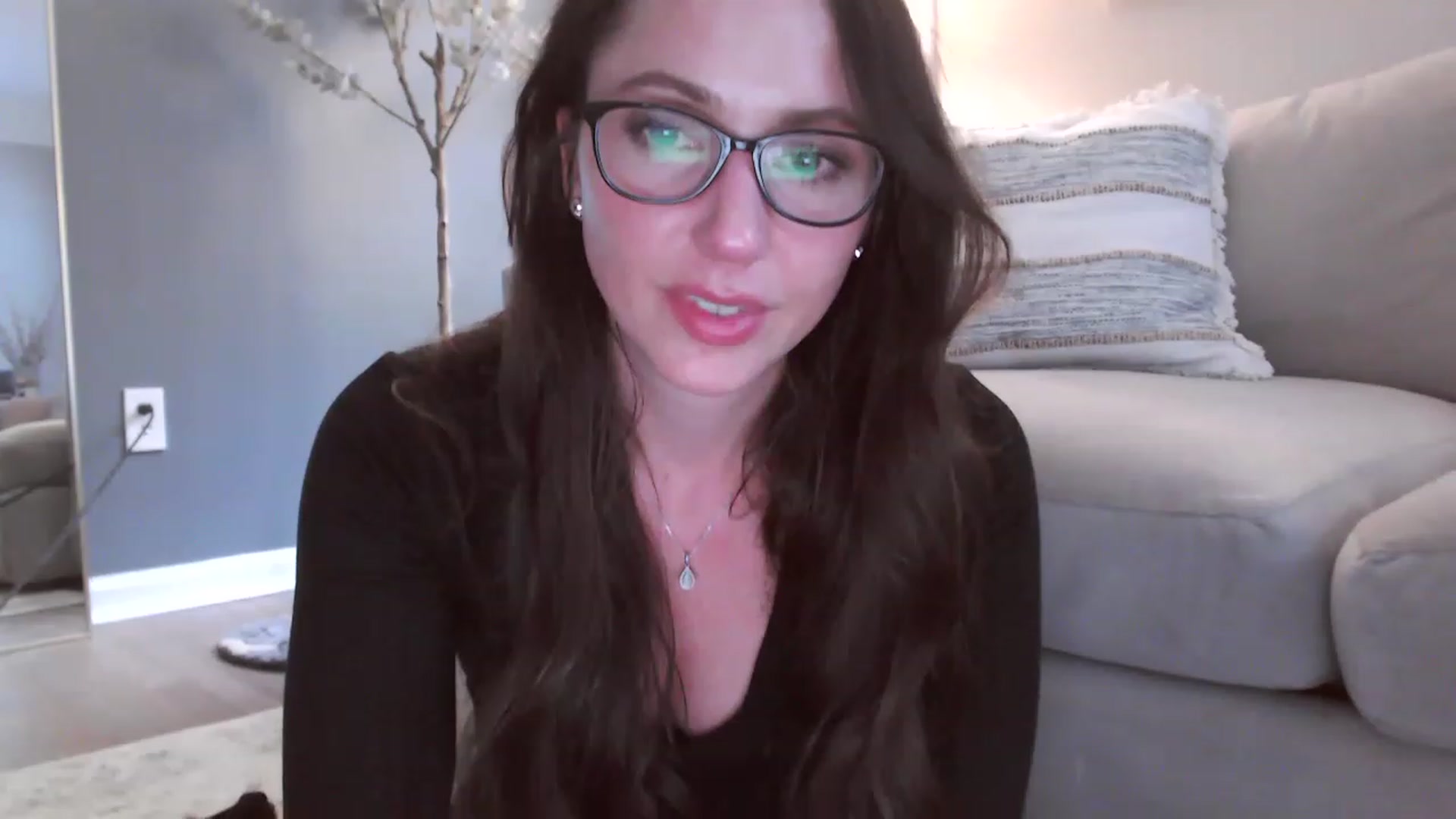 Gallery image thumbnail from Lust_4_Life's myfreecams stream on, 06/09/2023, 24:01 image 3 of 20