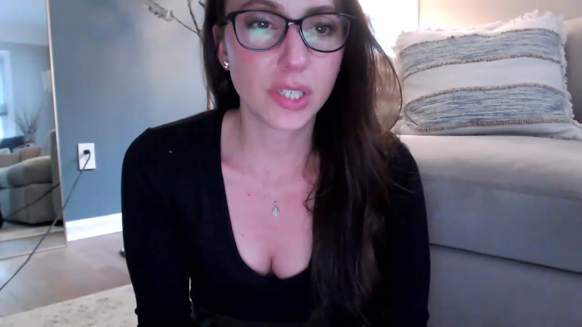 Gallery image thumbnail from Lust_4_Life's myfreecams stream on, 06/09/2023, 24:01 image 10 of 20