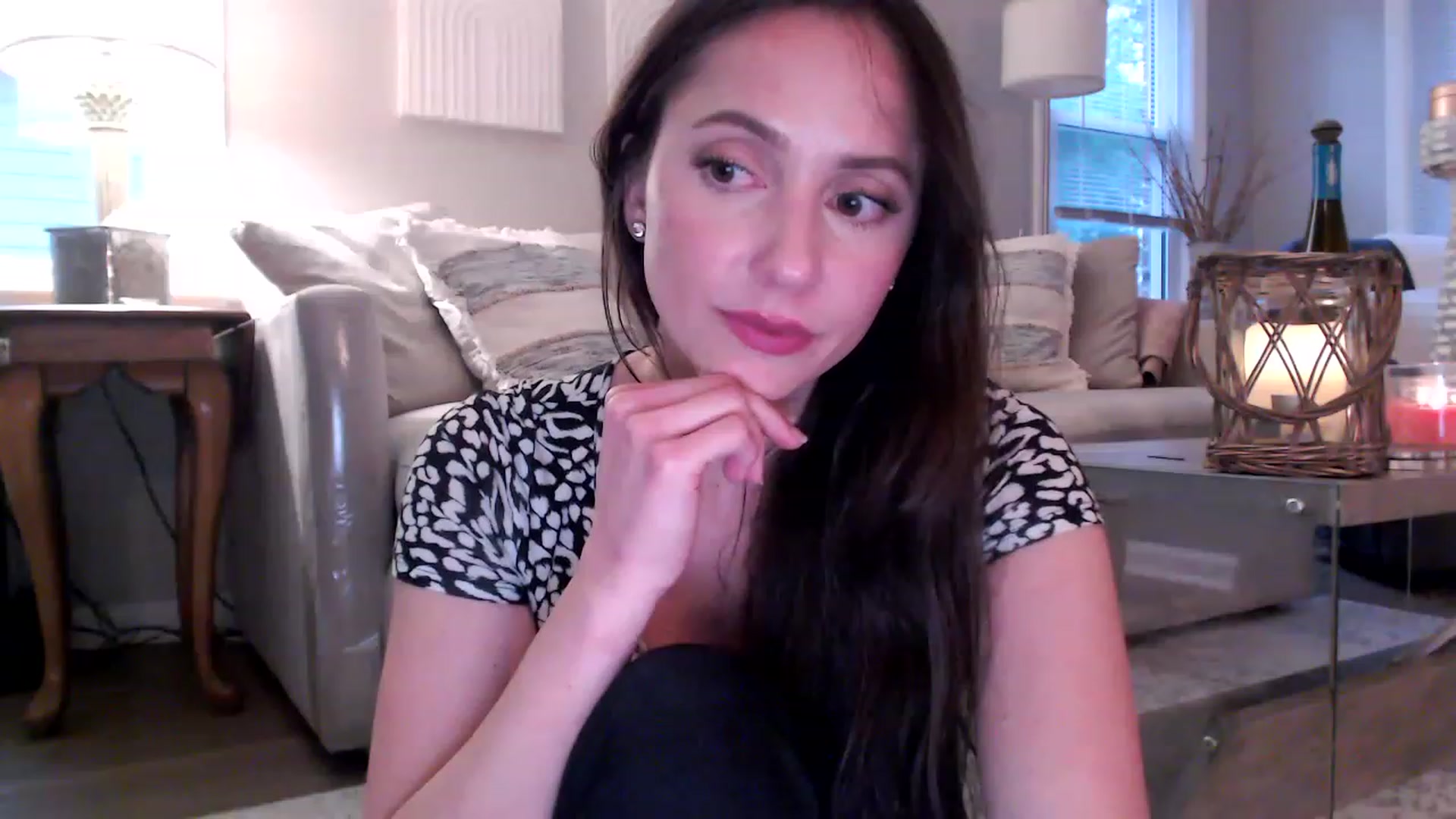 Gallery image thumbnail from Lust_4_Life's myfreecams stream on, 06/16/2023, 01:09 image 13 of 20