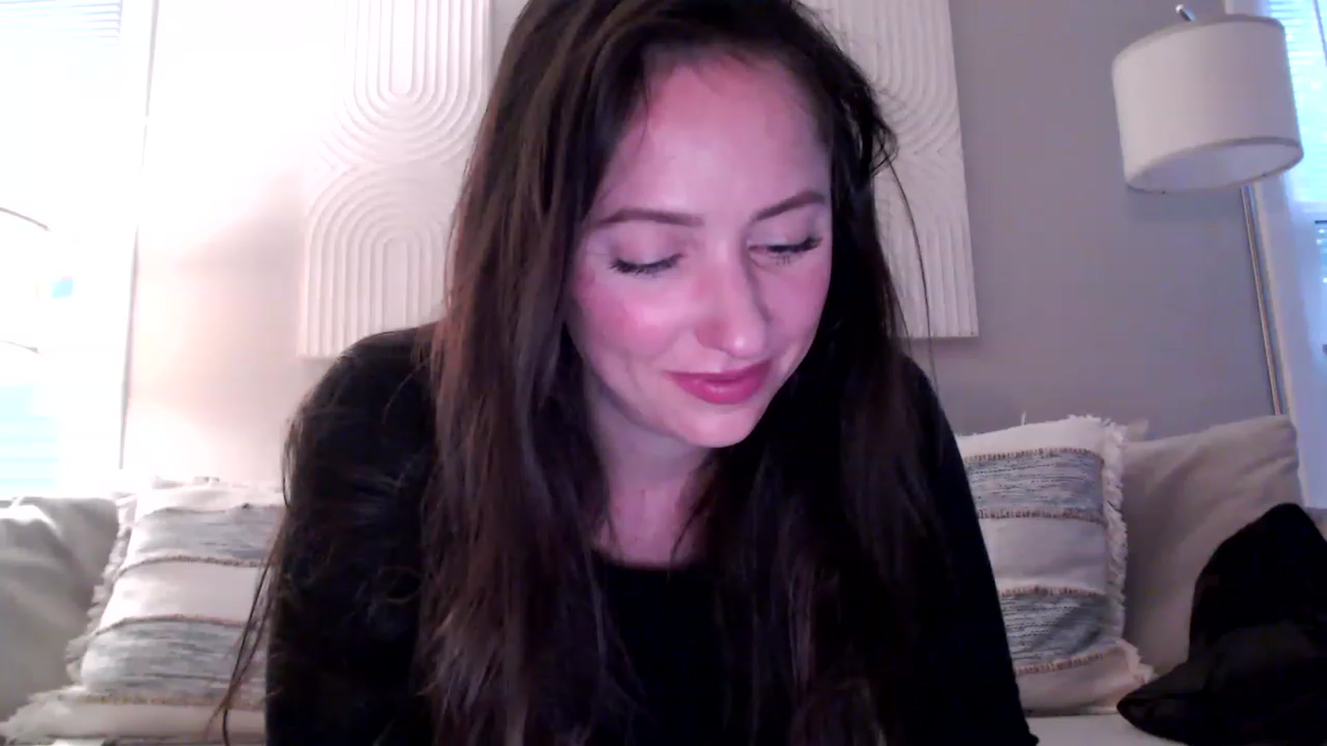 Gallery image thumbnail from Lust_4_Life's myfreecams stream on, 06/17/2023, 01:51 image 7 of 20