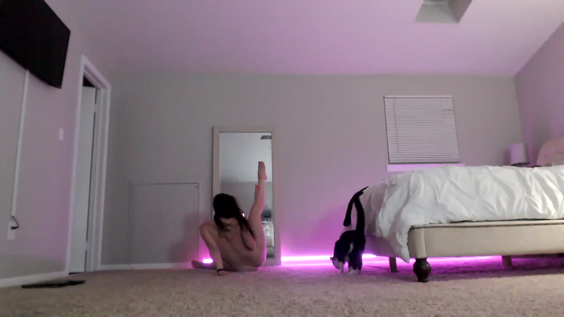 Gallery image thumbnail from Lust_4_Life's myfreecams stream on, 06/17/2023, 02:34 image 19 of 20