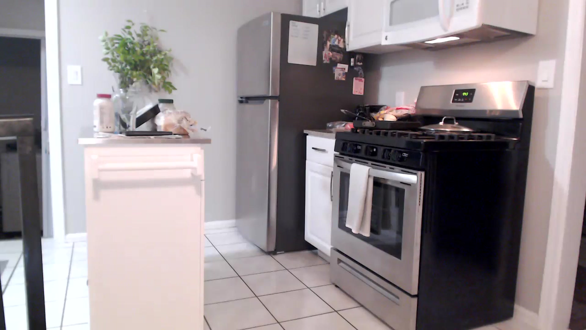 Gallery image thumbnail from Lust_4_Life's myfreecams stream on, 07/13/2023, 01:51 image 14 of 20