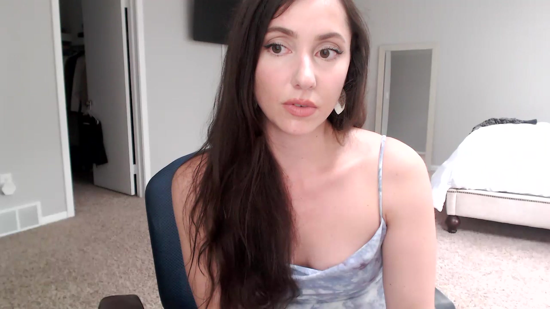 Gallery image thumbnail from Lust_4_Life's myfreecams stream on, 07/15/2023, 19:27 image 7 of 20