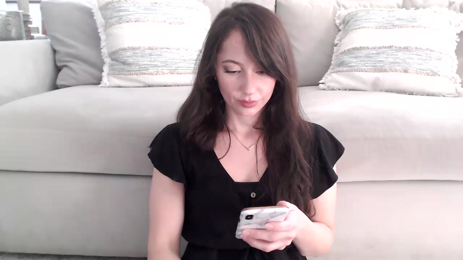 Gallery image thumbnail from Lust_4_Life's myfreecams stream on, 07/22/2023, 24:09 image 7 of 20