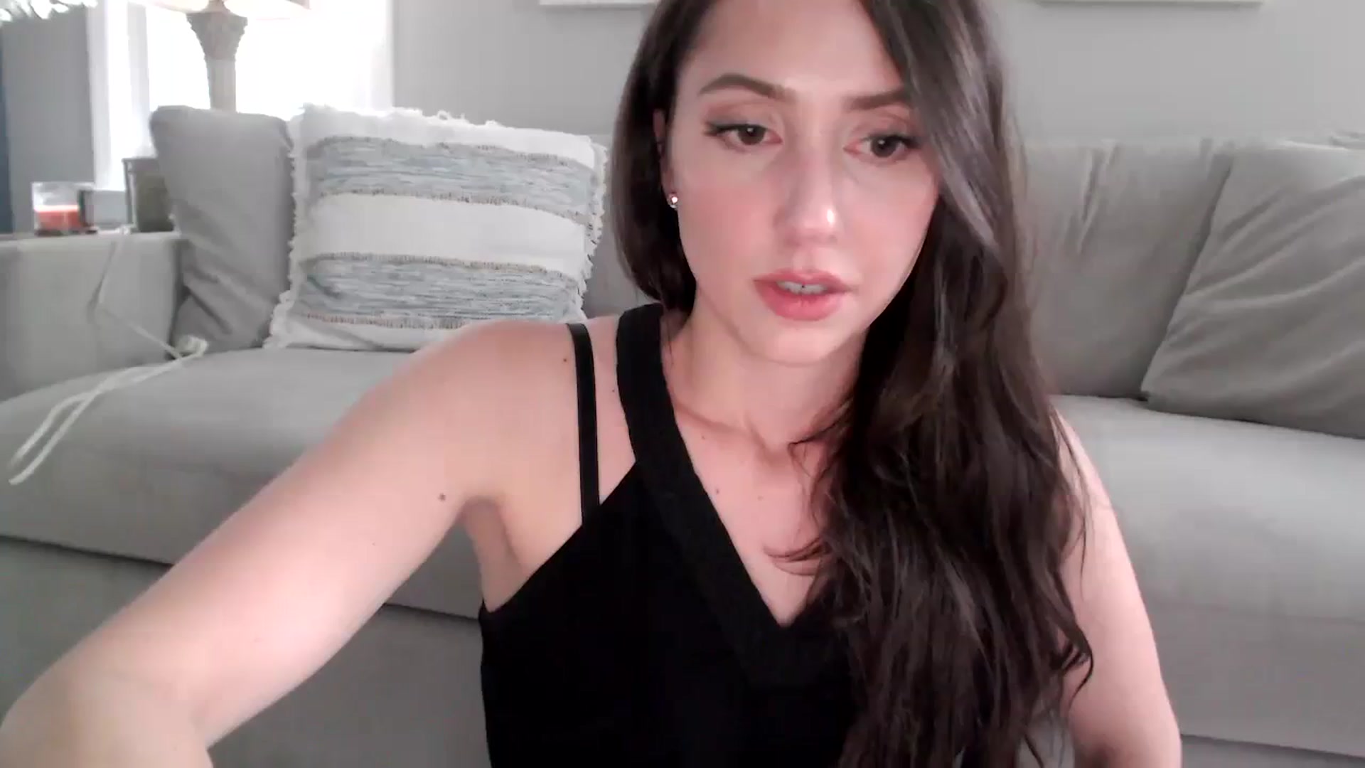Gallery image thumbnail from Lust_4_Life's myfreecams stream on, 07/25/2023, 23:37 image 18 of 20