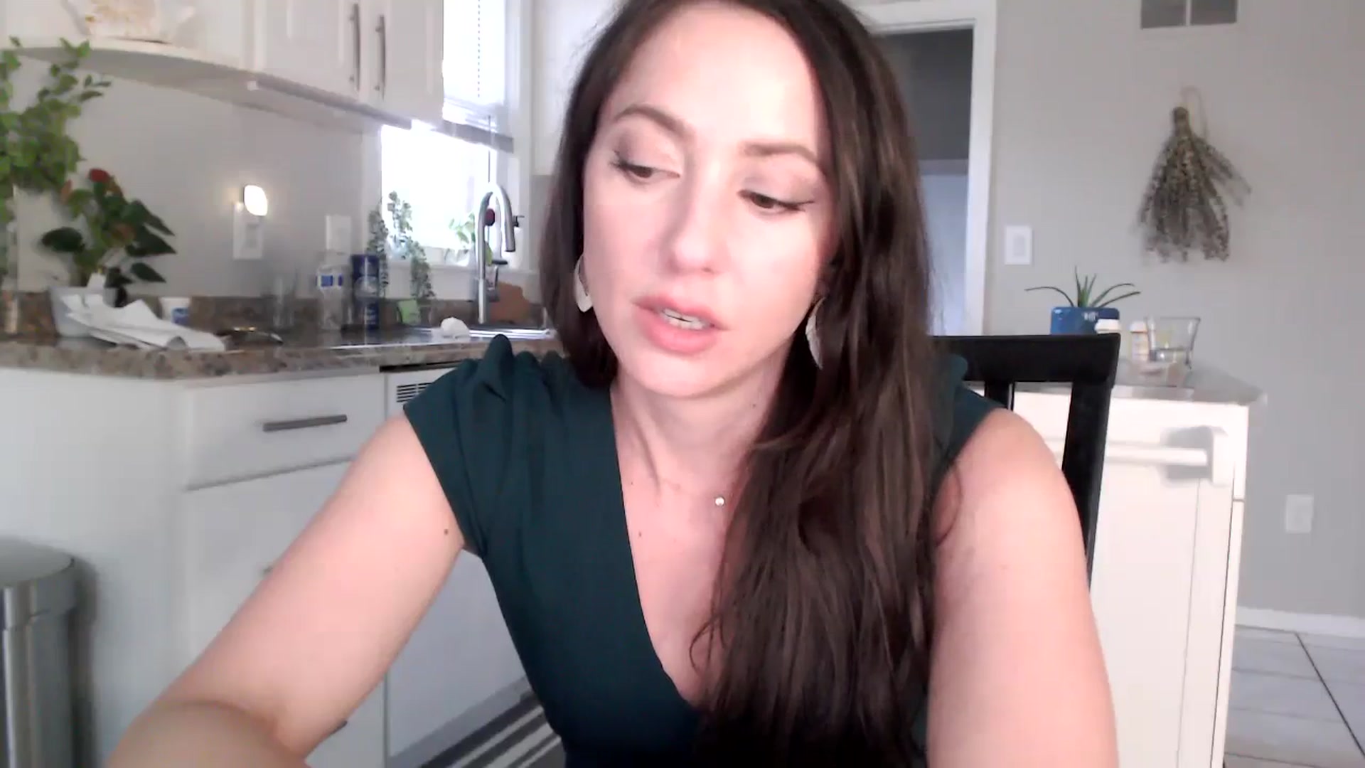 Gallery image thumbnail from Lust_4_Life's myfreecams stream on, 08/04/2023, 24:33 image 12 of 20