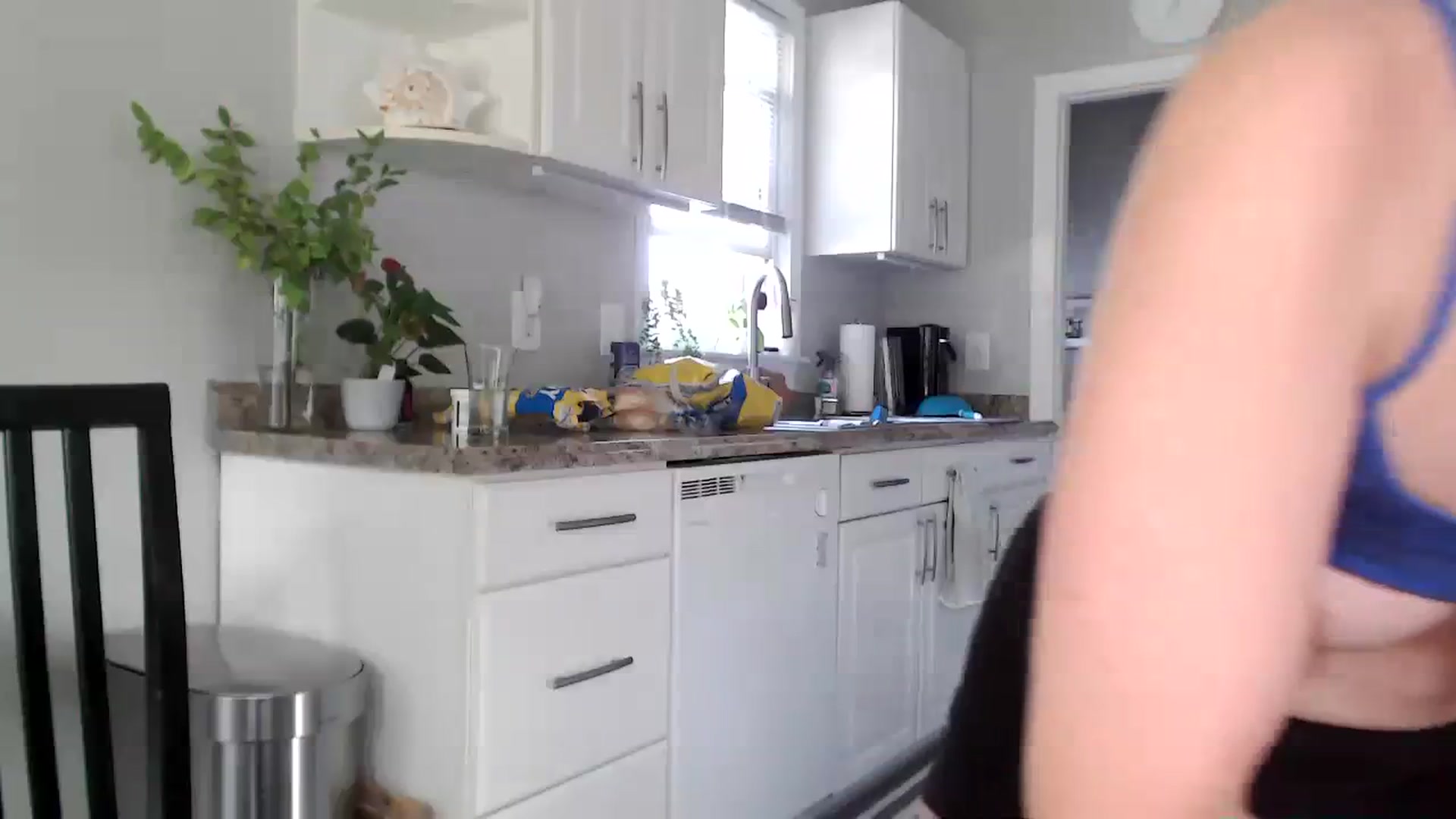 Gallery image thumbnail from Lust_4_Life's myfreecams stream on, 08/04/2023, 23:37 image 5 of 20