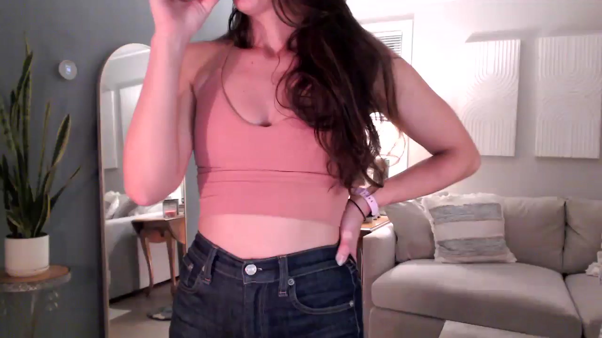Gallery image thumbnail from Lust_4_Life's myfreecams stream on, 08/09/2023, 01:33 image 9 of 20