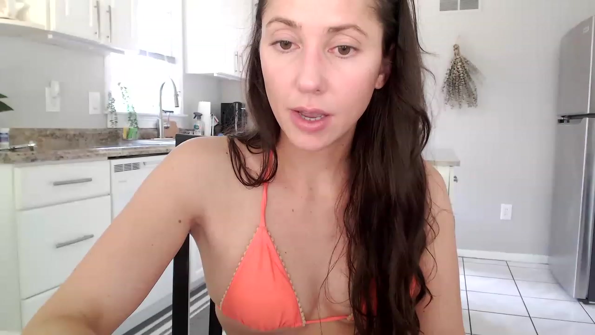 Gallery image thumbnail from Lust_4_Life's myfreecams stream on, 08/13/2023, 18:04 image 15 of 20