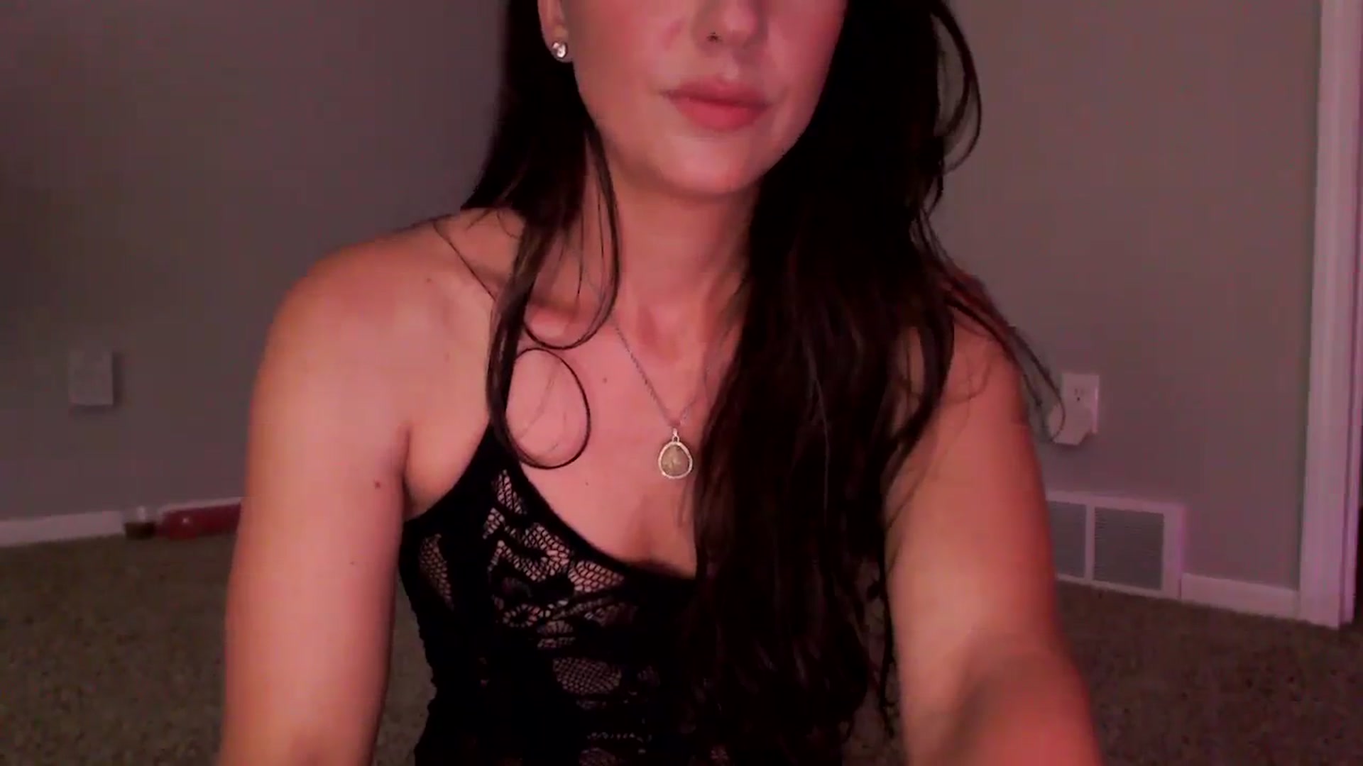 Gallery image thumbnail from Lust_4_Life's myfreecams stream on, 08/18/2023, 24:56 image 11 of 20