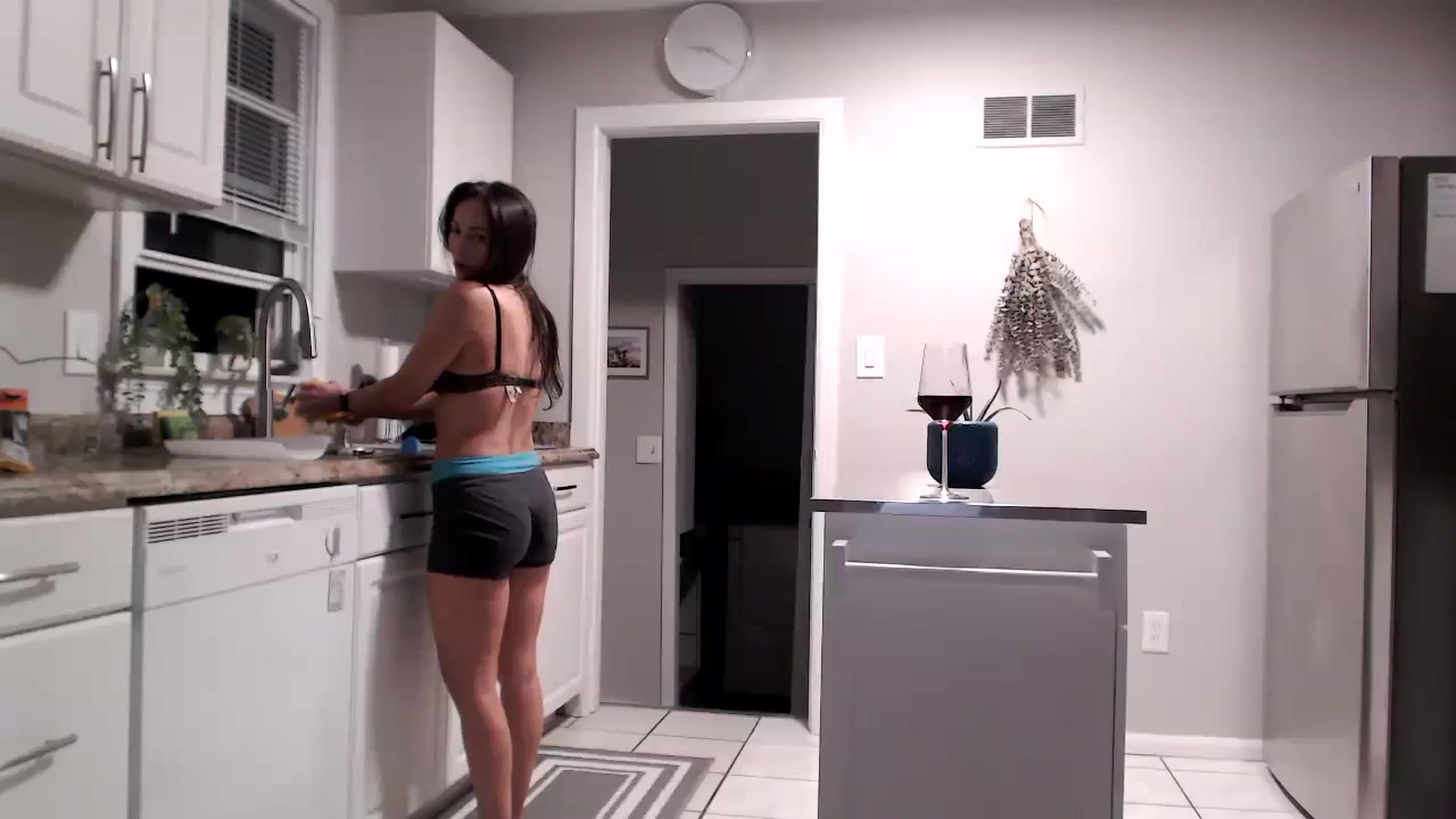 Gallery image thumbnail from Lust_4_Life's myfreecams stream on, 08/19/2023, 02:36 image 8 of 20