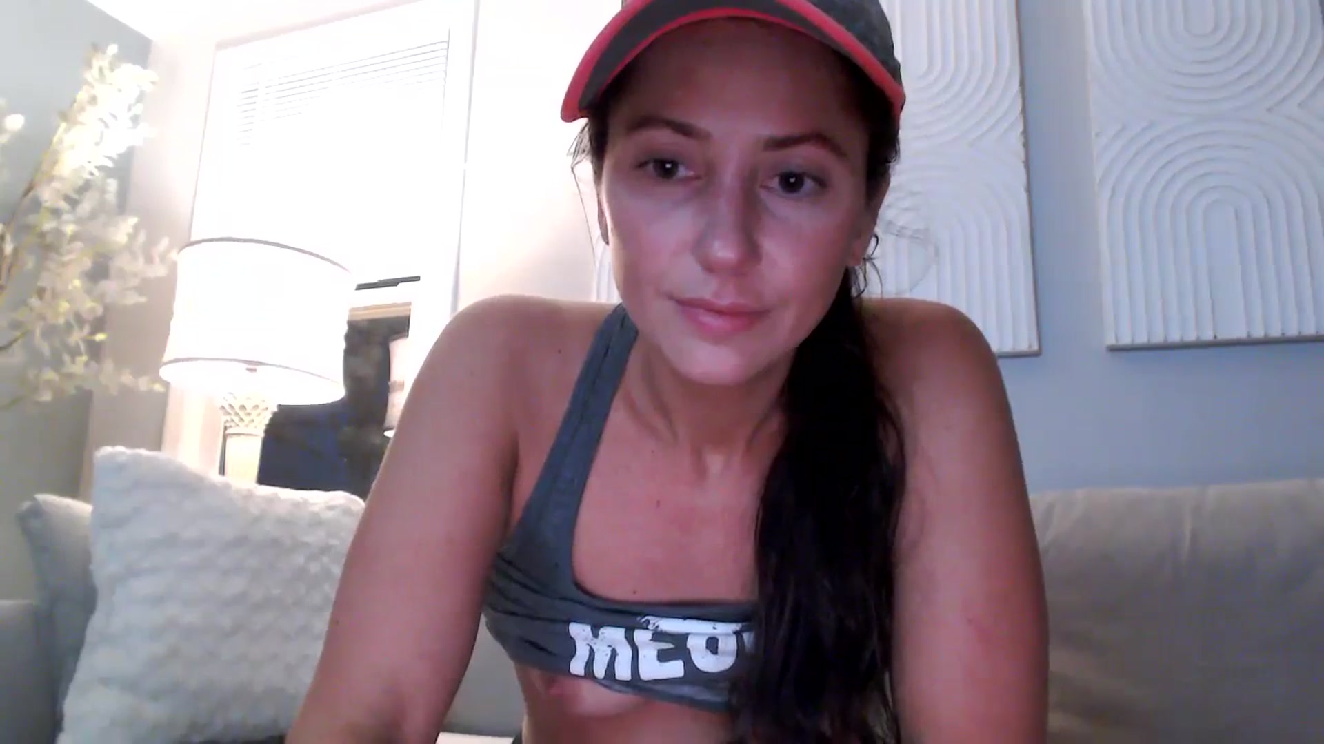 Gallery image thumbnail from Lust_4_Life's myfreecams stream on, 09/04/2023, 02:03 image 3 of 20