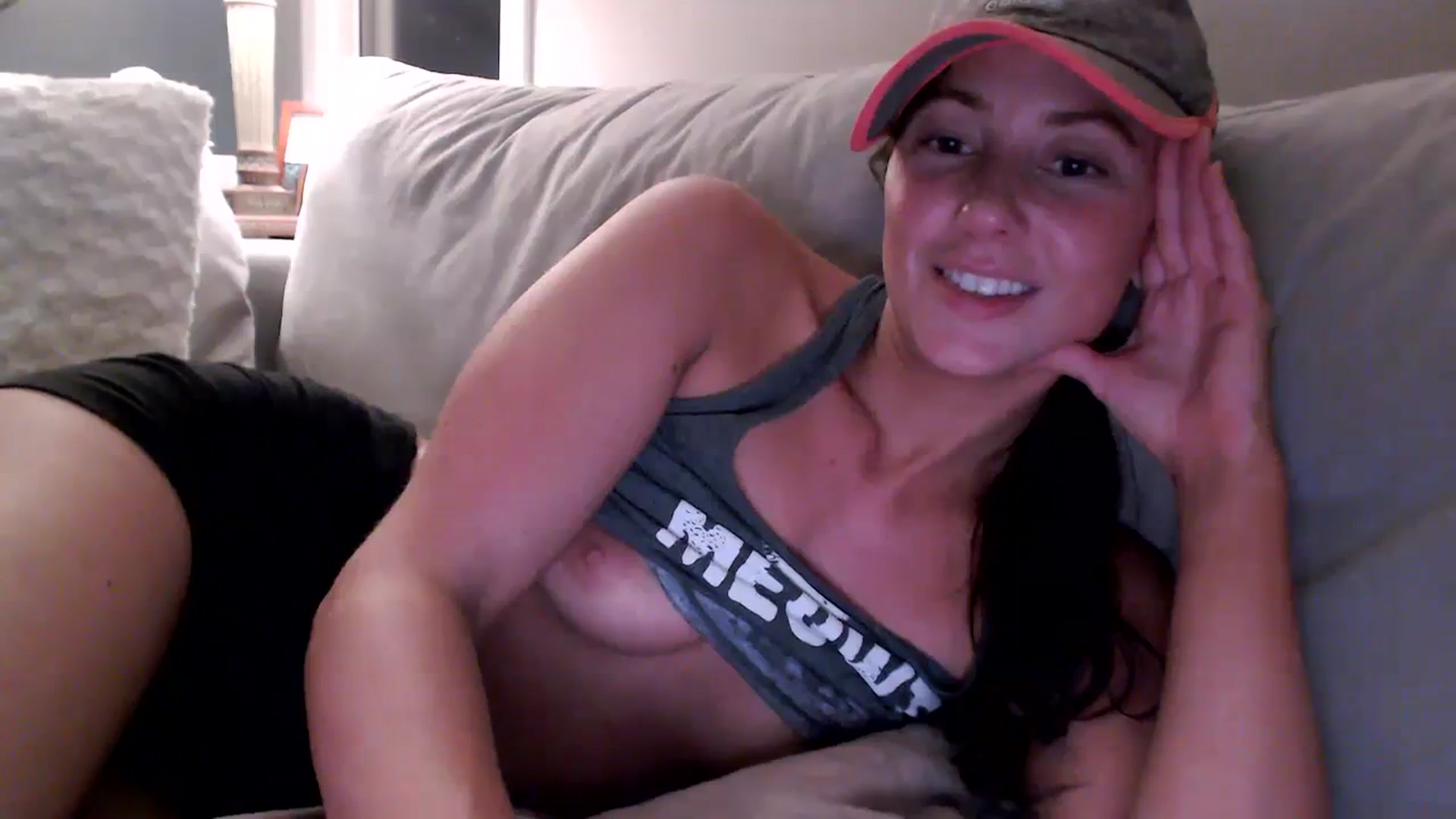 Gallery image thumbnail from Lust_4_Life's myfreecams stream on, 09/04/2023, 02:03 image 14 of 20
