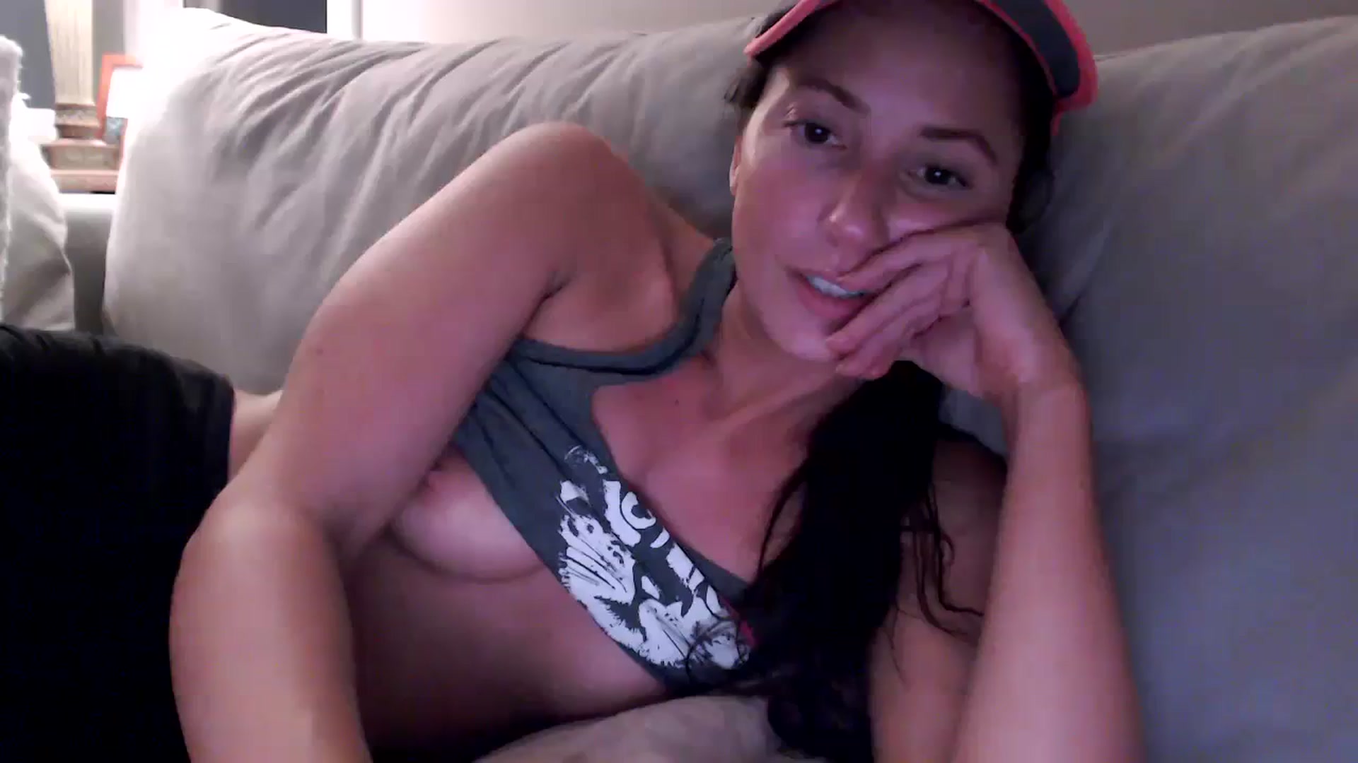 Gallery image thumbnail from Lust_4_Life's myfreecams stream on, 09/04/2023, 02:03 image 1 of 20