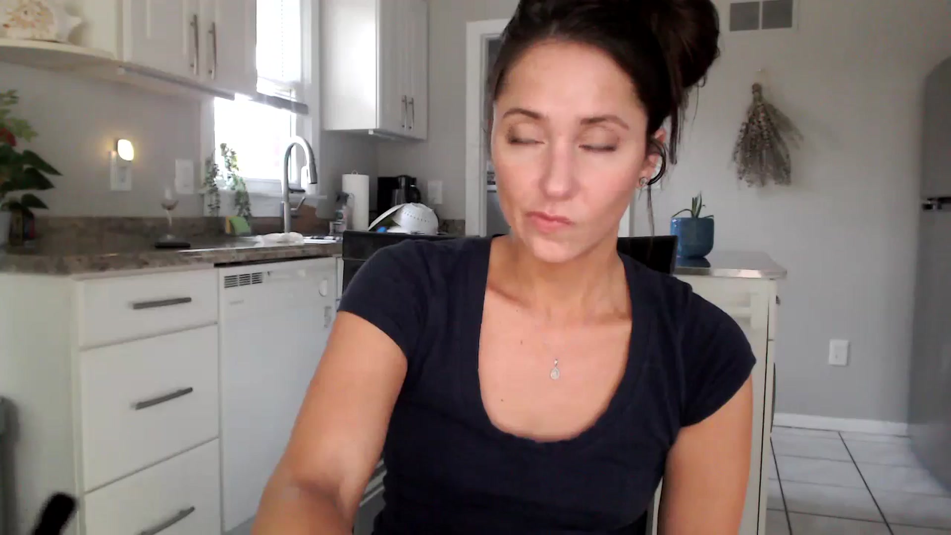 Gallery image thumbnail from Lust_4_Life's myfreecams stream on, 09/06/2023, 23:31 image 2 of 20