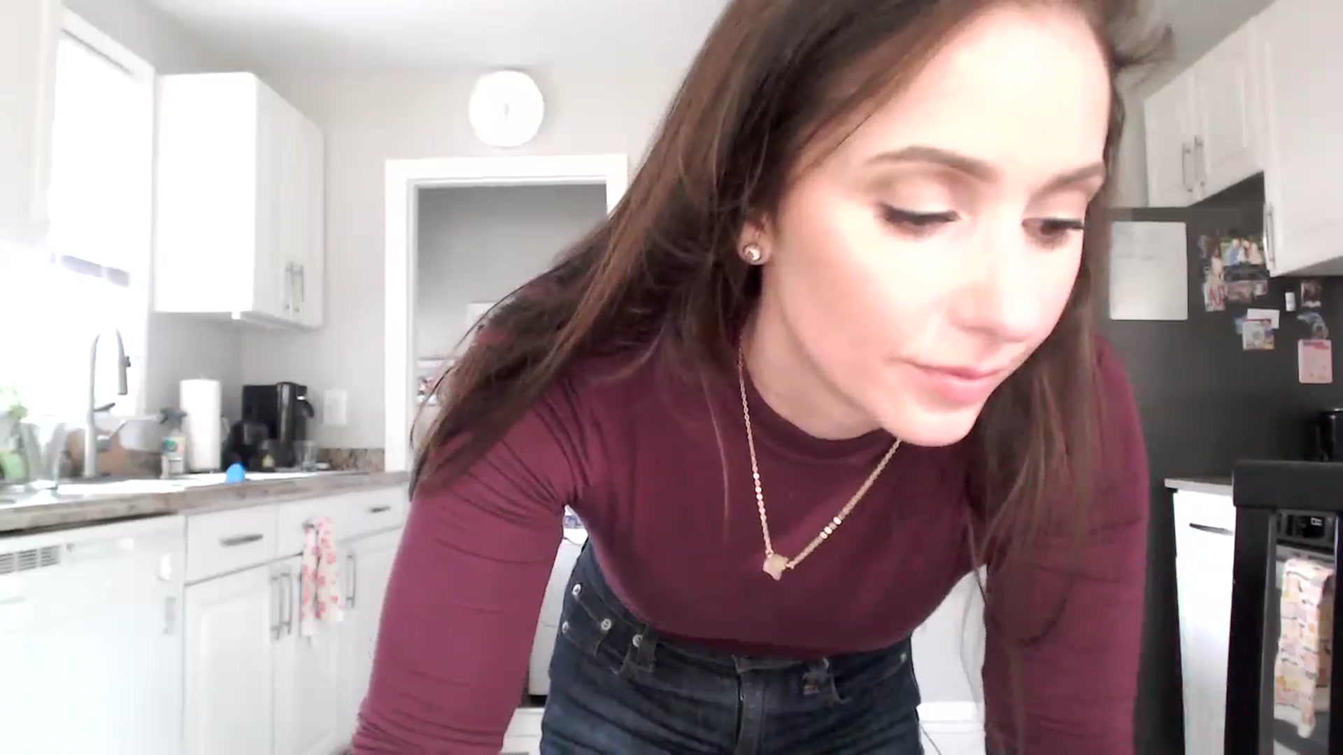 Gallery image thumbnail from Lust_4_Life's myfreecams stream on, 09/16/2023, 22:20 image 14 of 20