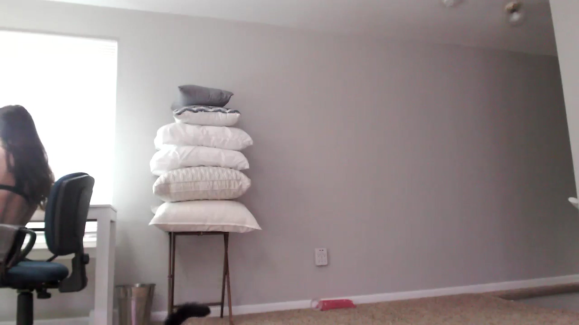 Gallery image thumbnail from Lust_4_Life's myfreecams stream on, 09/19/2023, 23:11 image 18 of 20